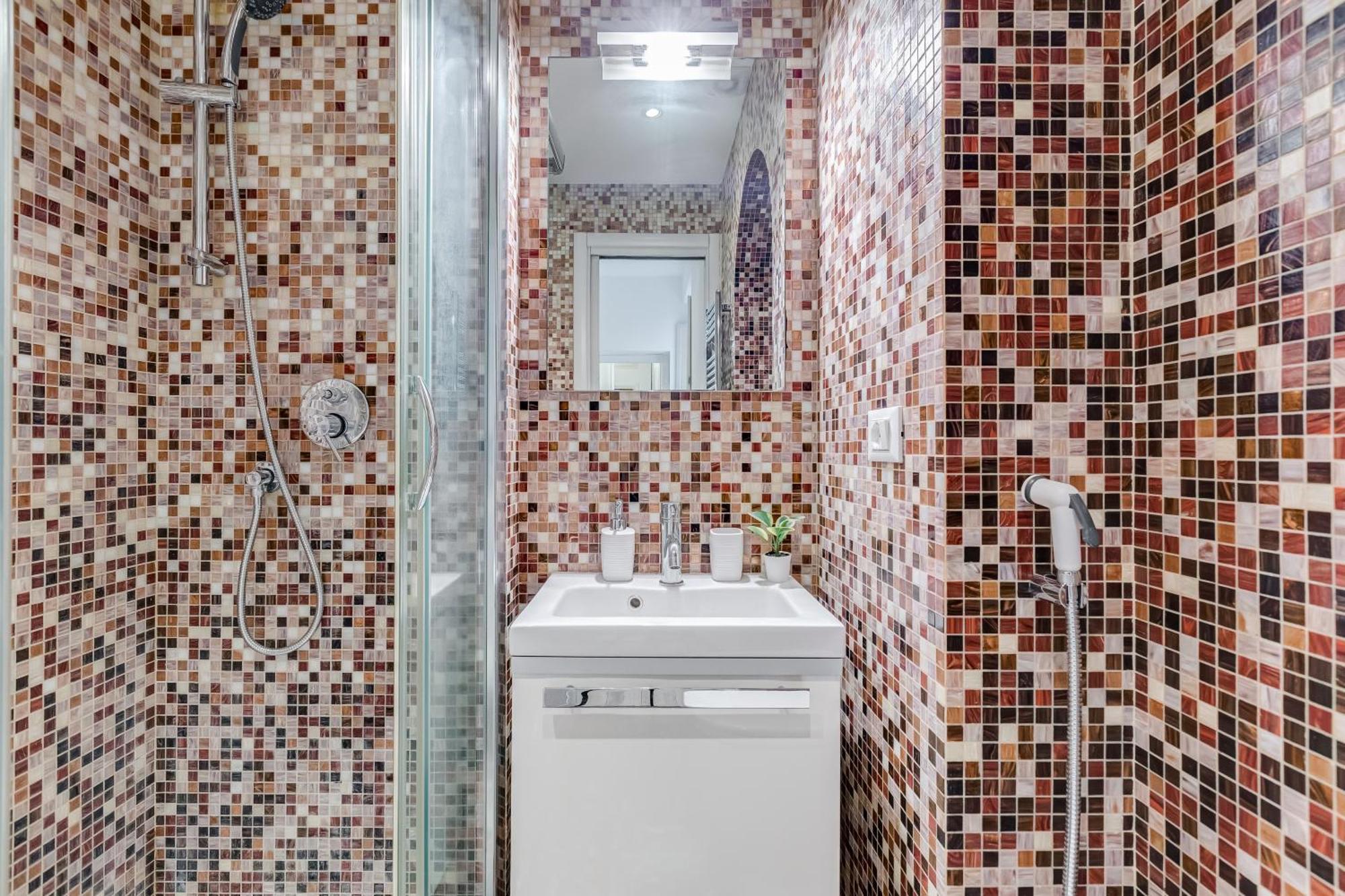 Apartment Classy 2-bdr In Termini District