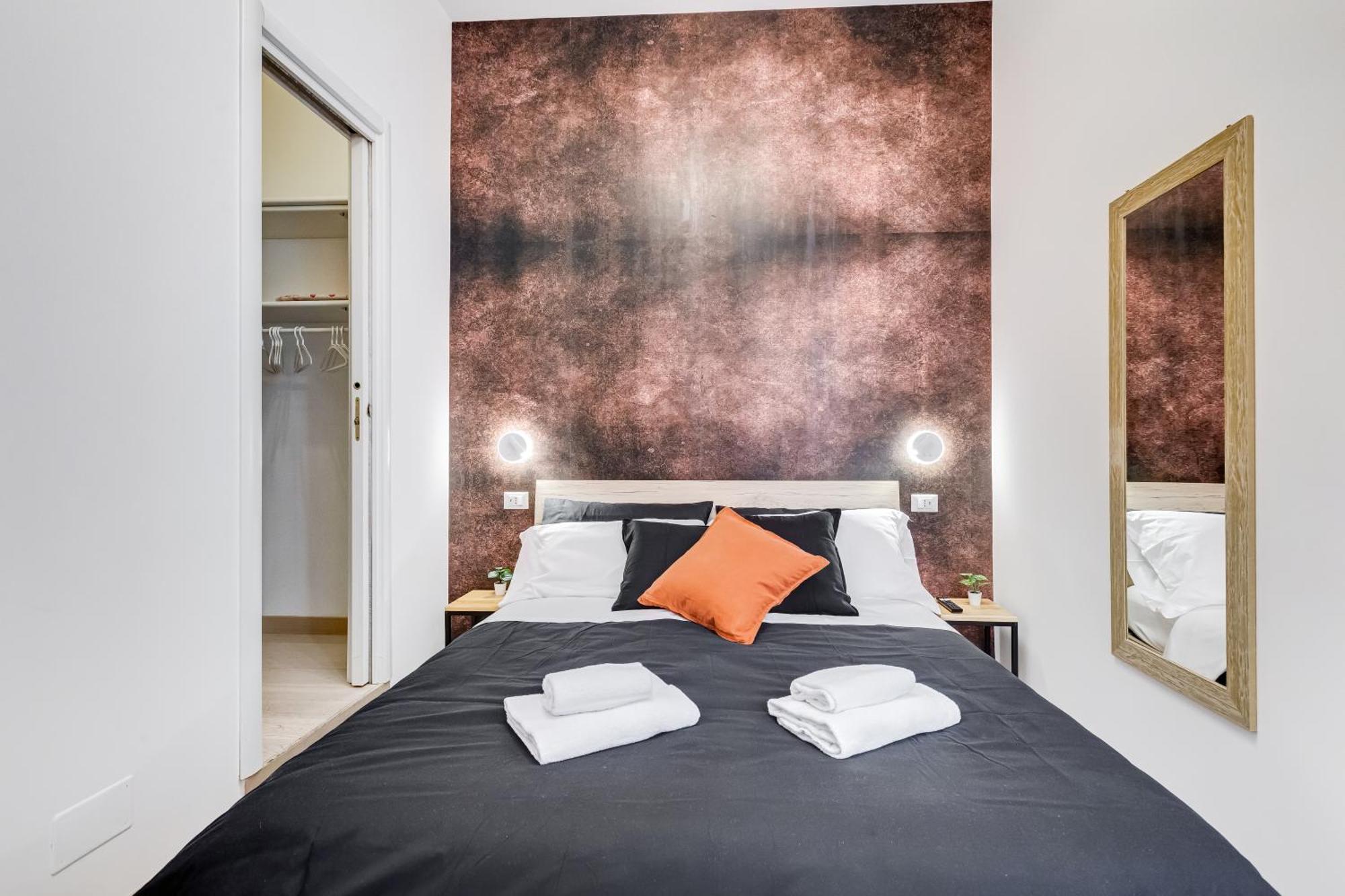 Classy 2-bdr In Termini District Apartment *