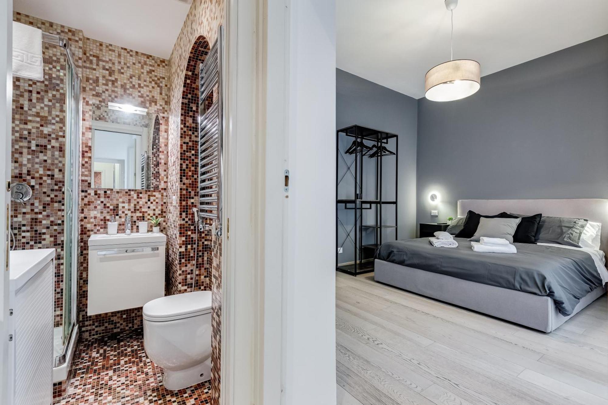 Classy 2-bdr In Termini District Apartment