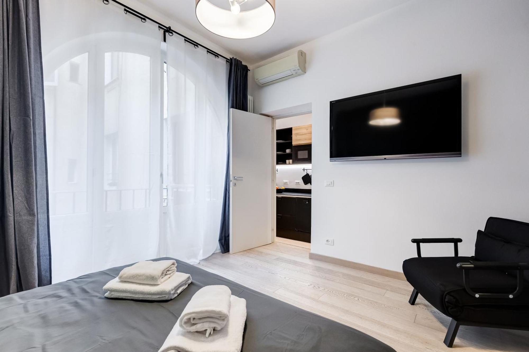 Classy 2-bdr In Termini District * Rome