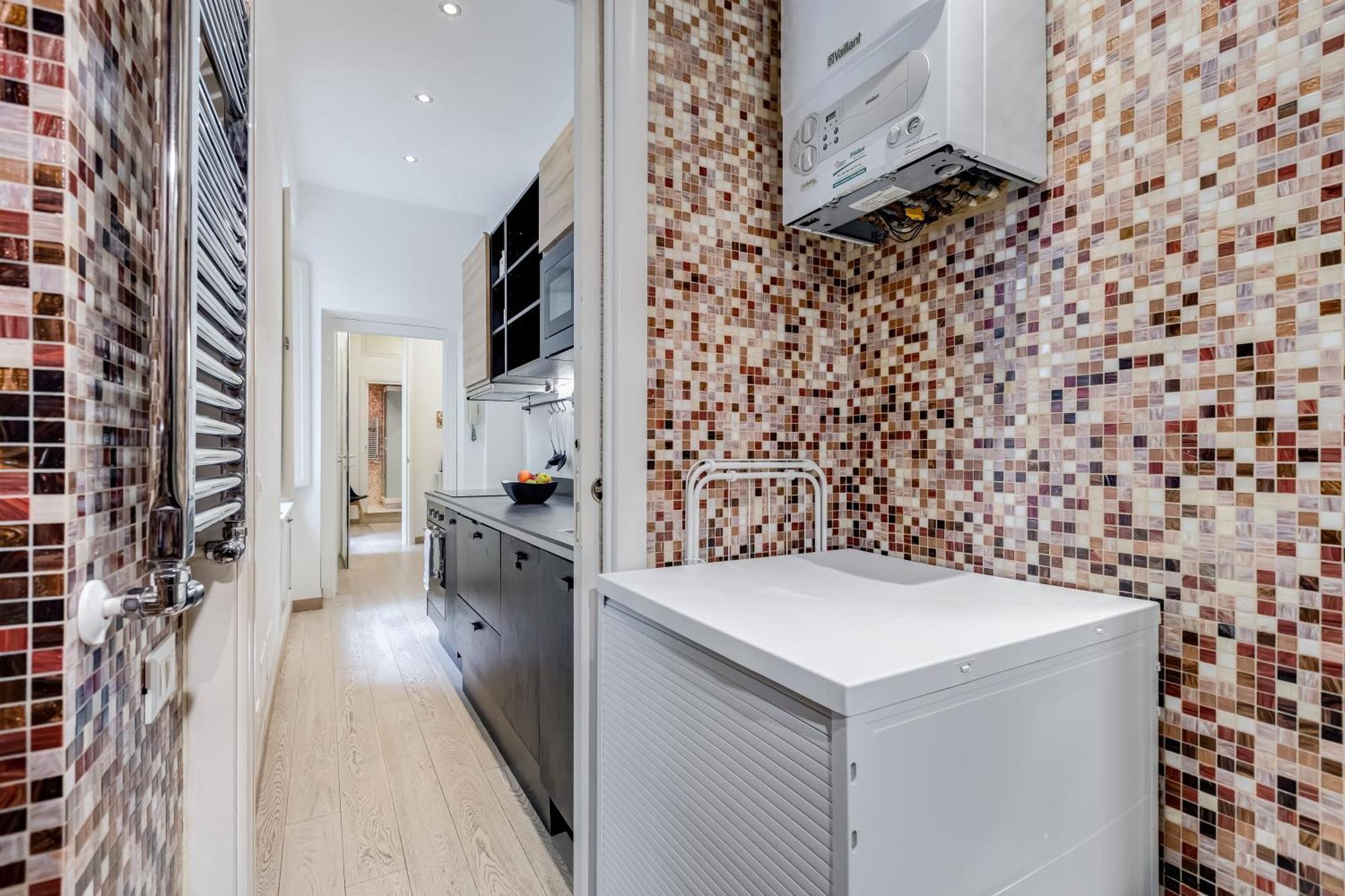 Apartment Classy 2-bdr In Termini District Rome