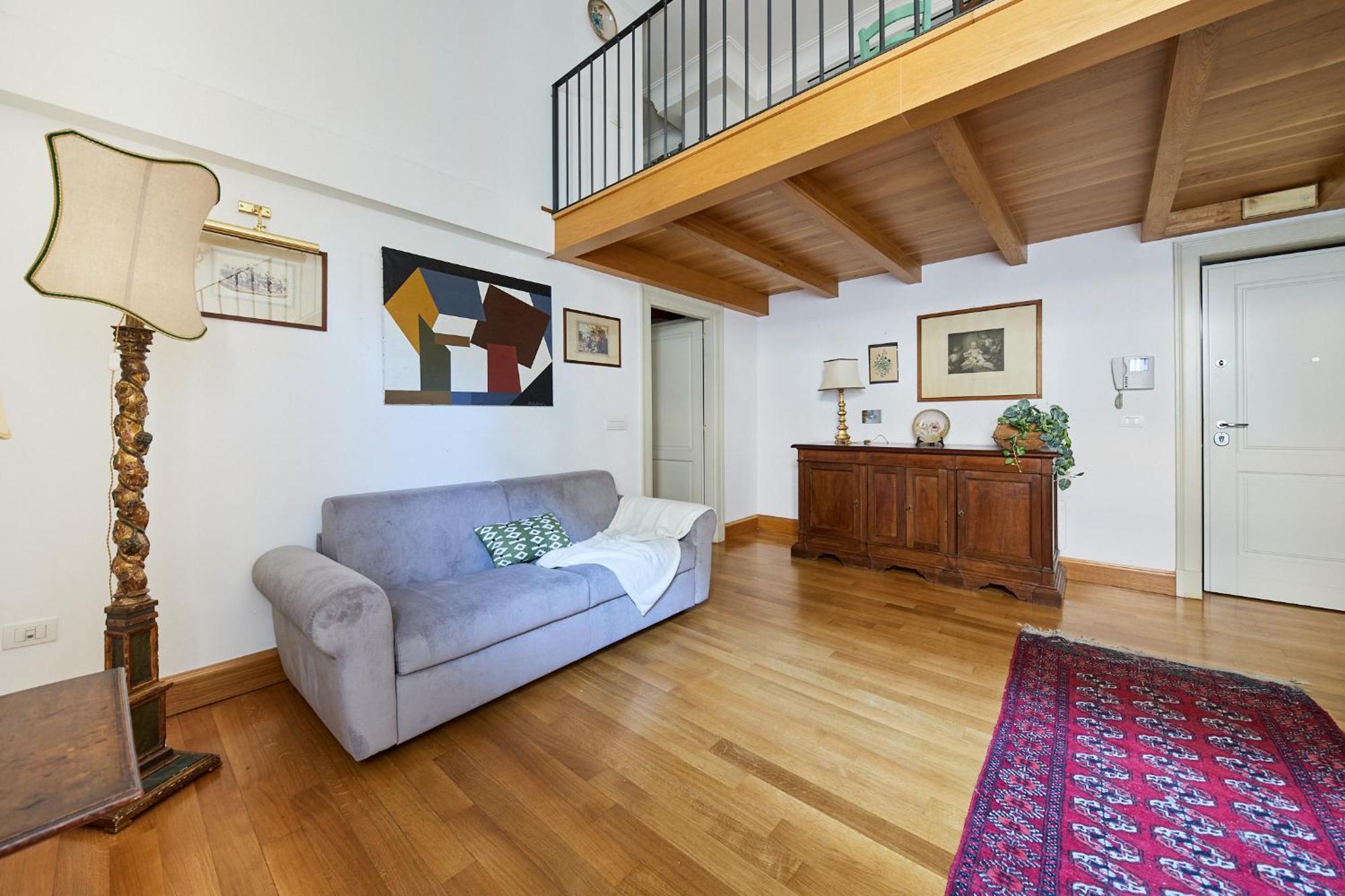 Iflat Retro Chic In Prati Apartment *