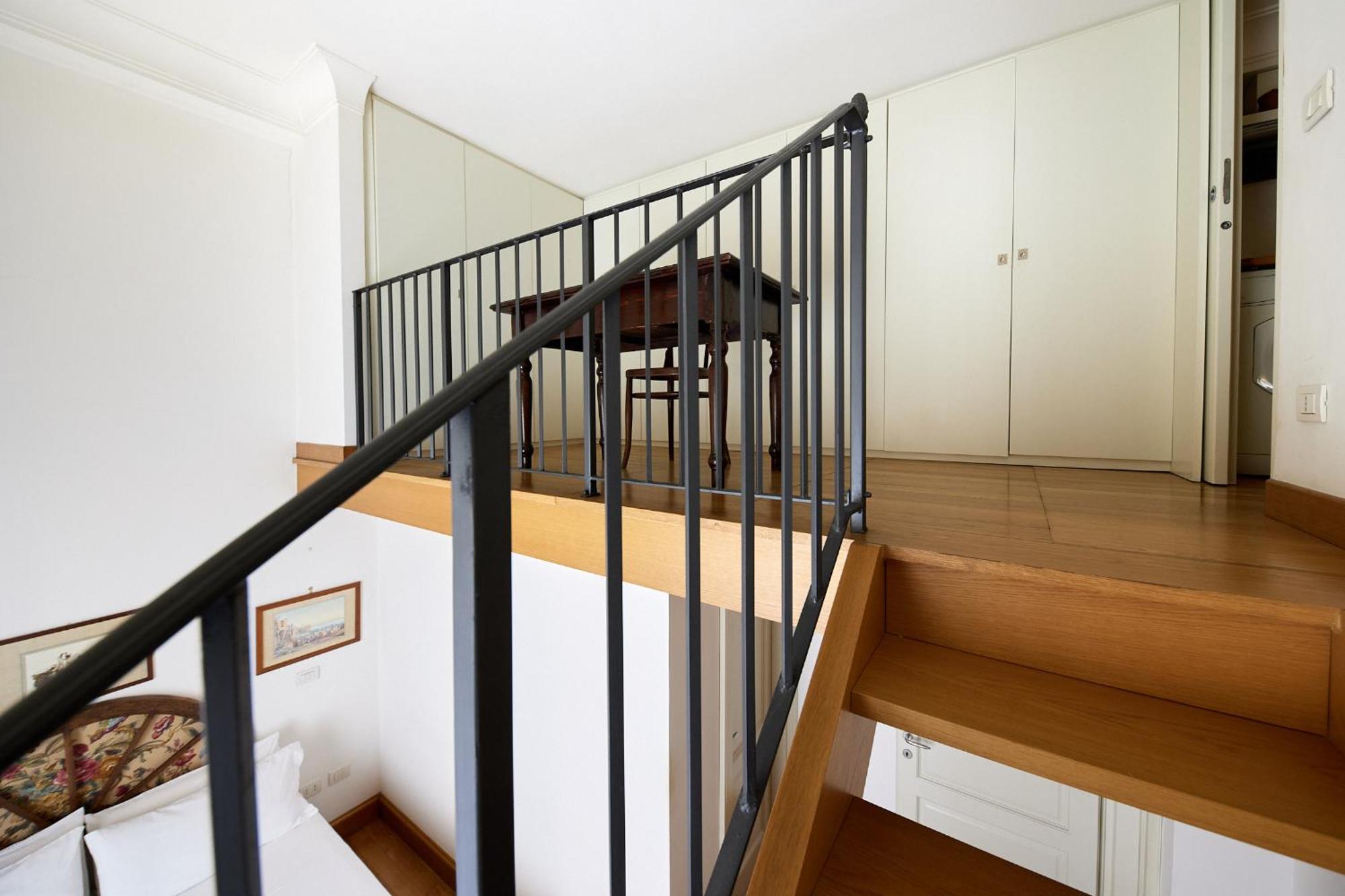 Iflat Retro Chic In Prati Apartment Rome
