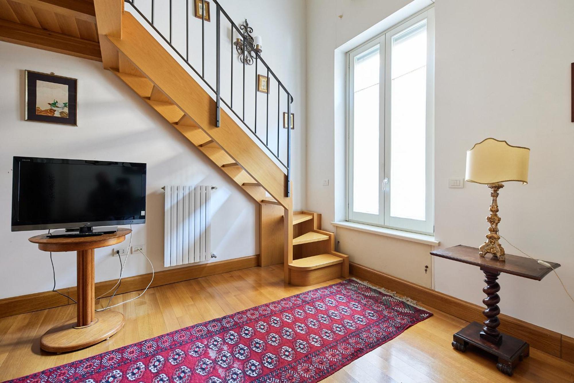 Iflat Retro Chic In Prati Apartment Rome
