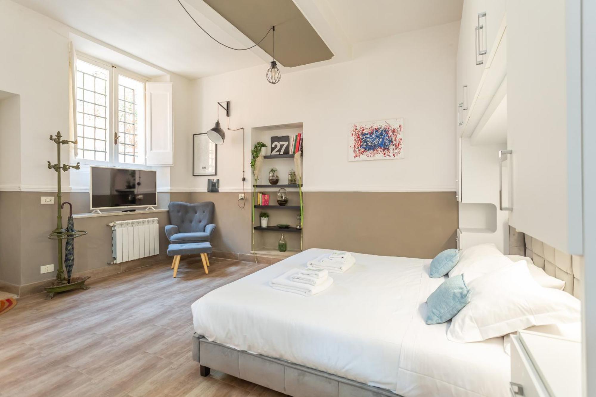 Charm Near Piazza Navona - Cozy Loft For 2 Roma