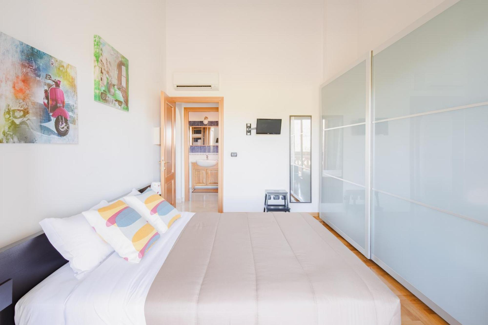 Appartement Eur Moravia Attico Panoramico Con Terrazzo, Fino A 5 Ospiti *