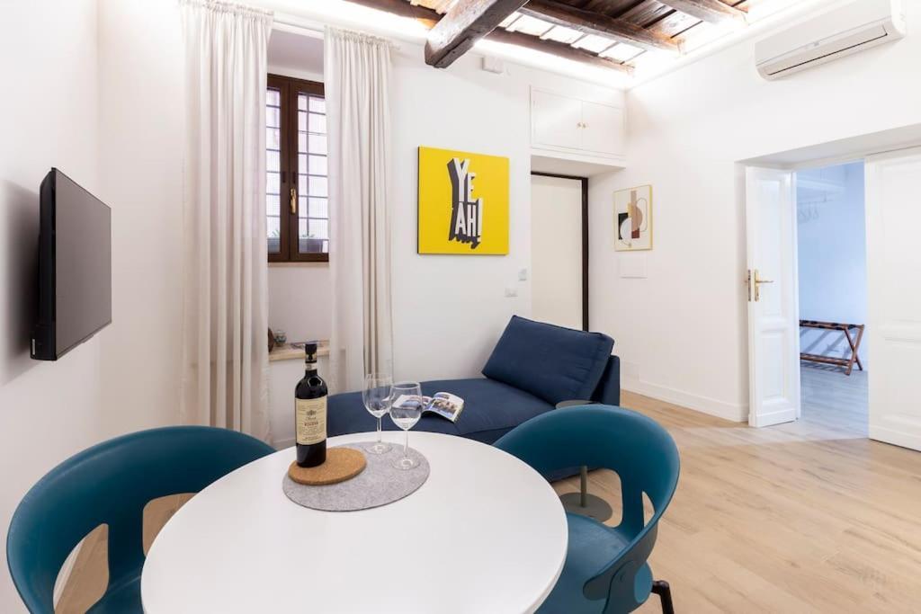 Apartment Homy Host - H&b Luxury City Centre *