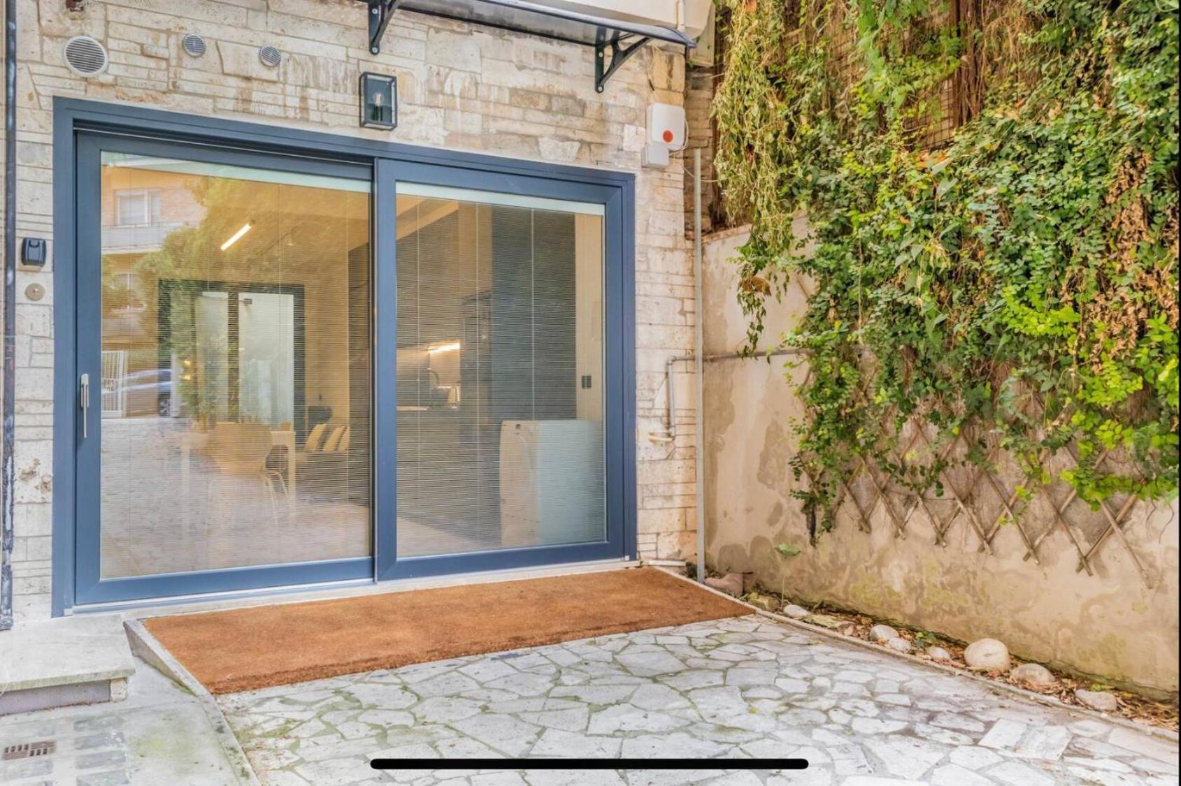 Loft Moderno Vicino Borghese Appartamento