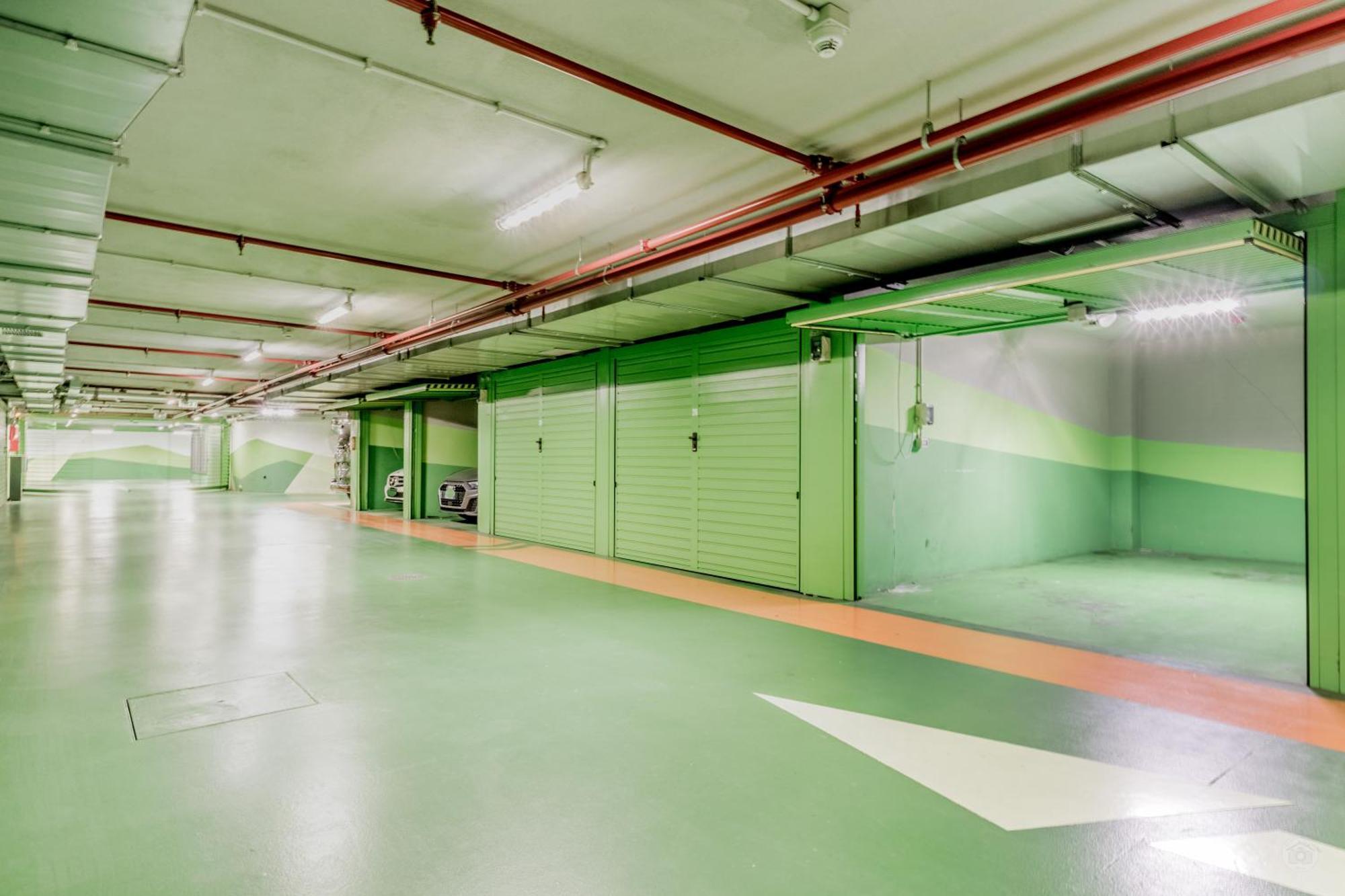 Attico Nel Cuore Di Con Box Privato Per Auto * Rome