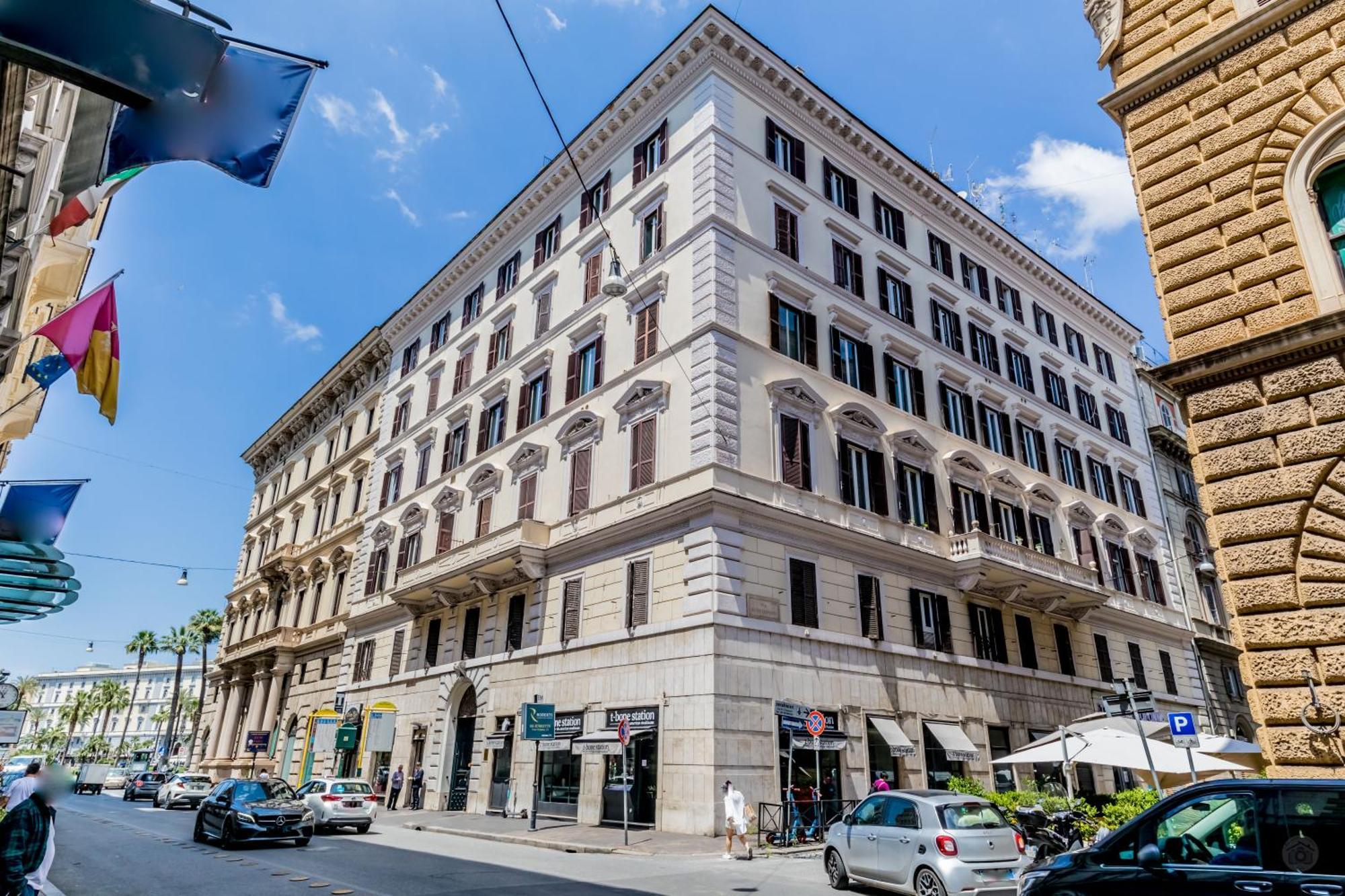 Attico Nel Cuore Di Con Box Privato Per Auto Apartment Rome