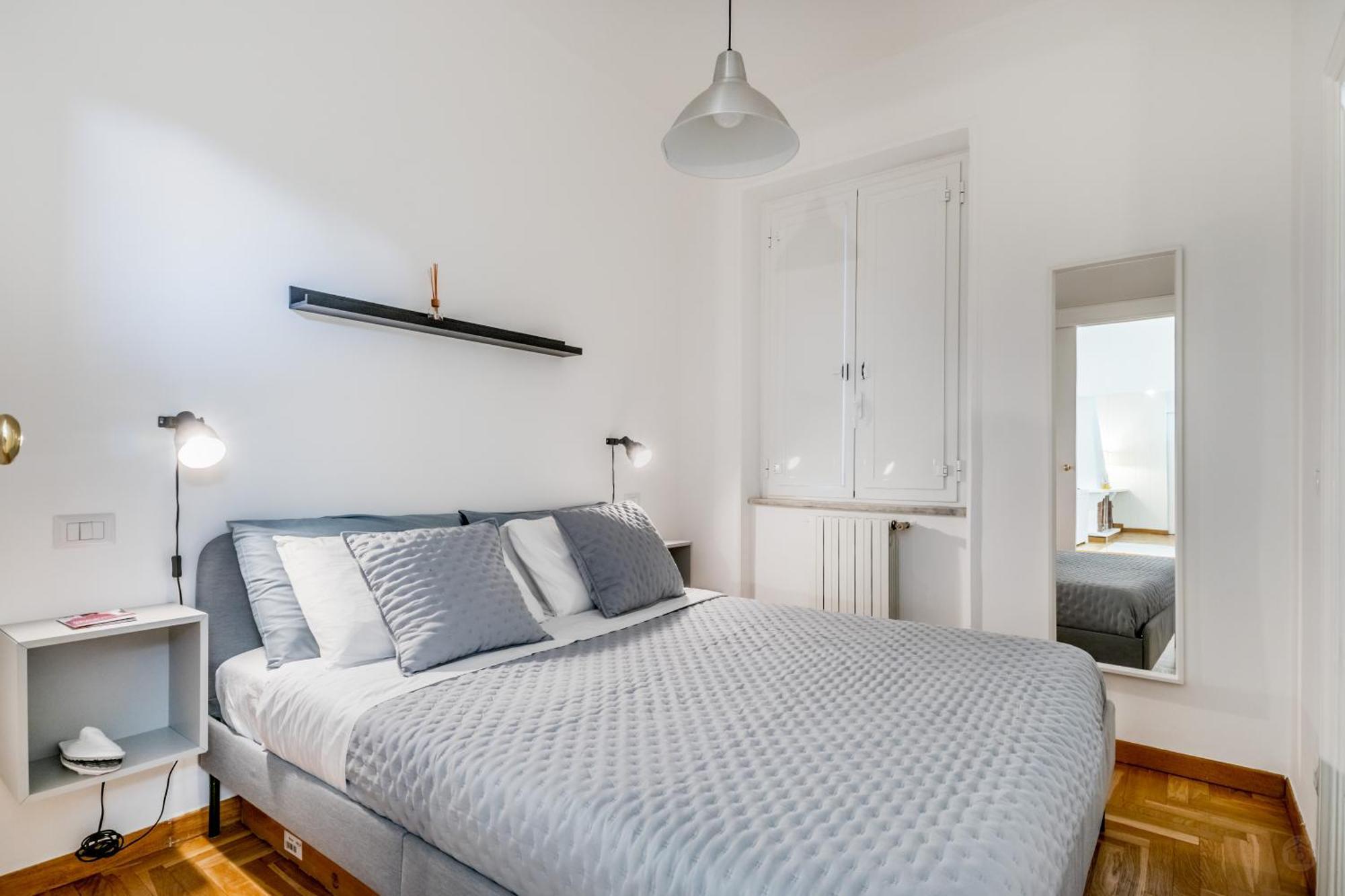 Apartment Attico Nel Cuore Di Con Box Privato Per Auto Rome
