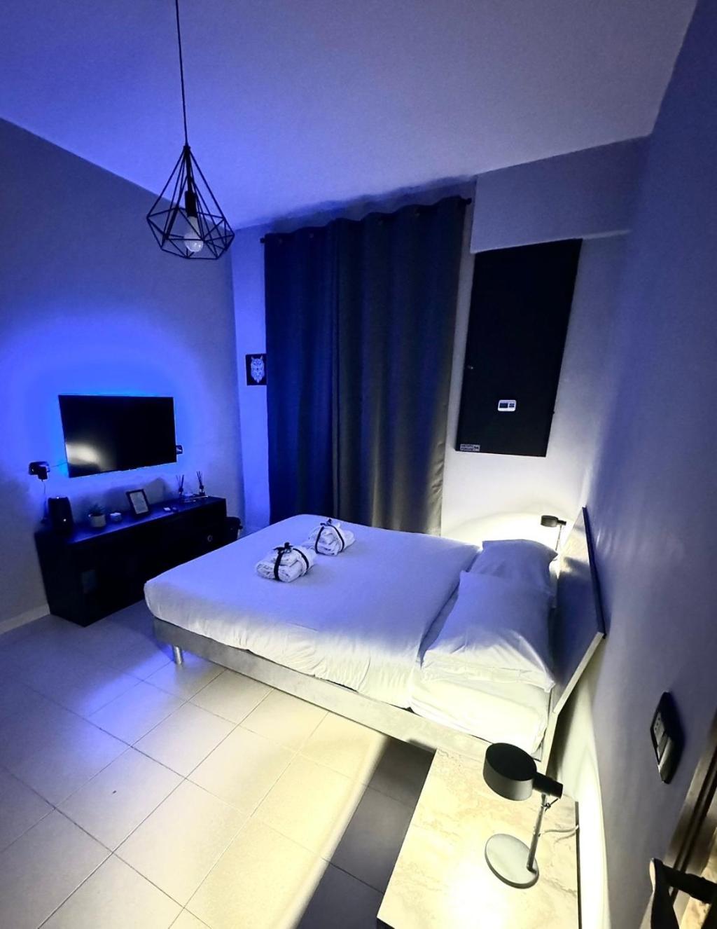 Apartment D&f