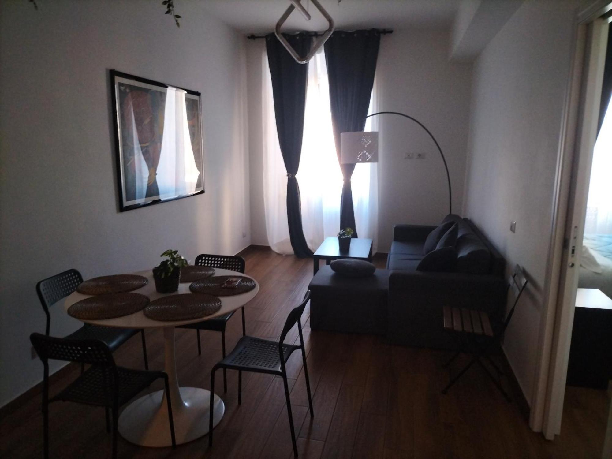 Apartamento Red Roses Domus *
