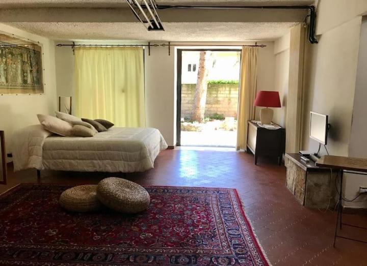 Loft Con Giardino In Zona Appia Antica Rome