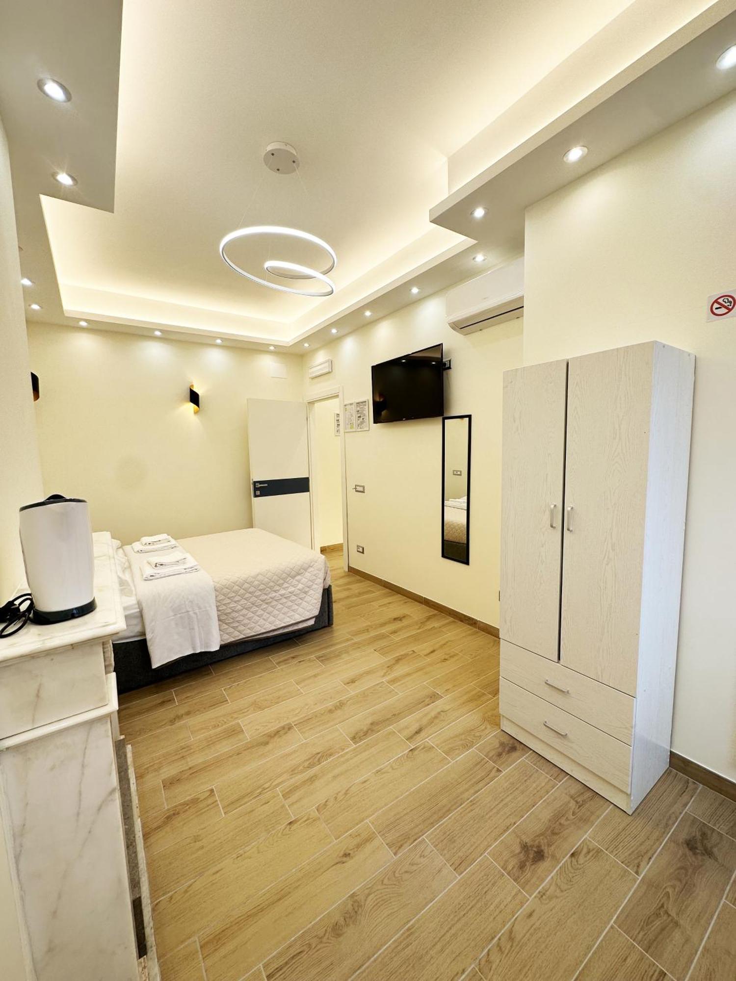 Zeus Group Vatican Guest house *