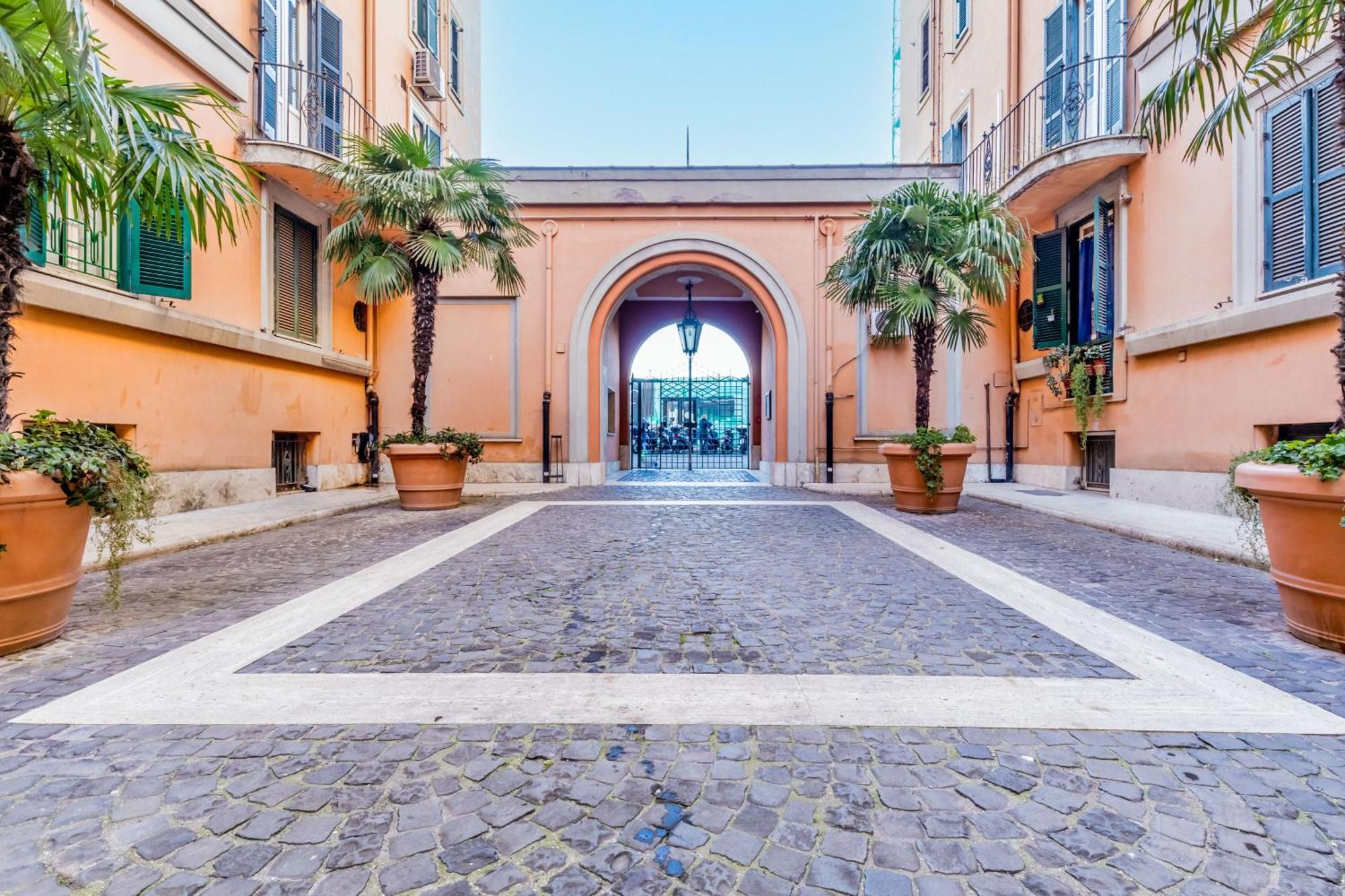 Casa Mancini Rome