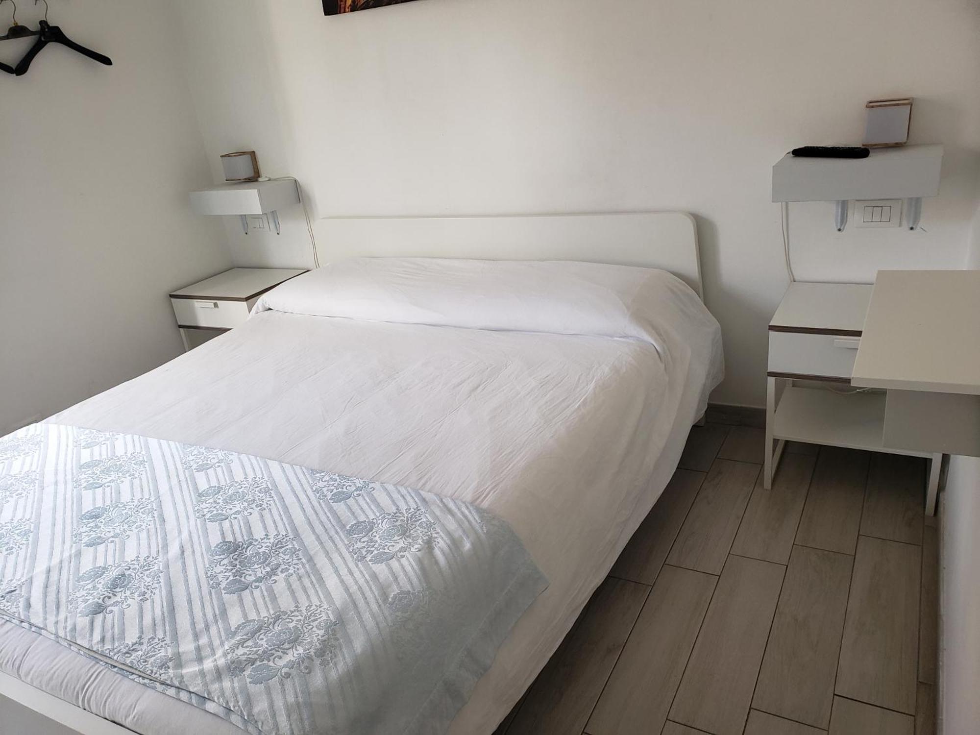 Bed & Breakfast Metro B Fronte Metro