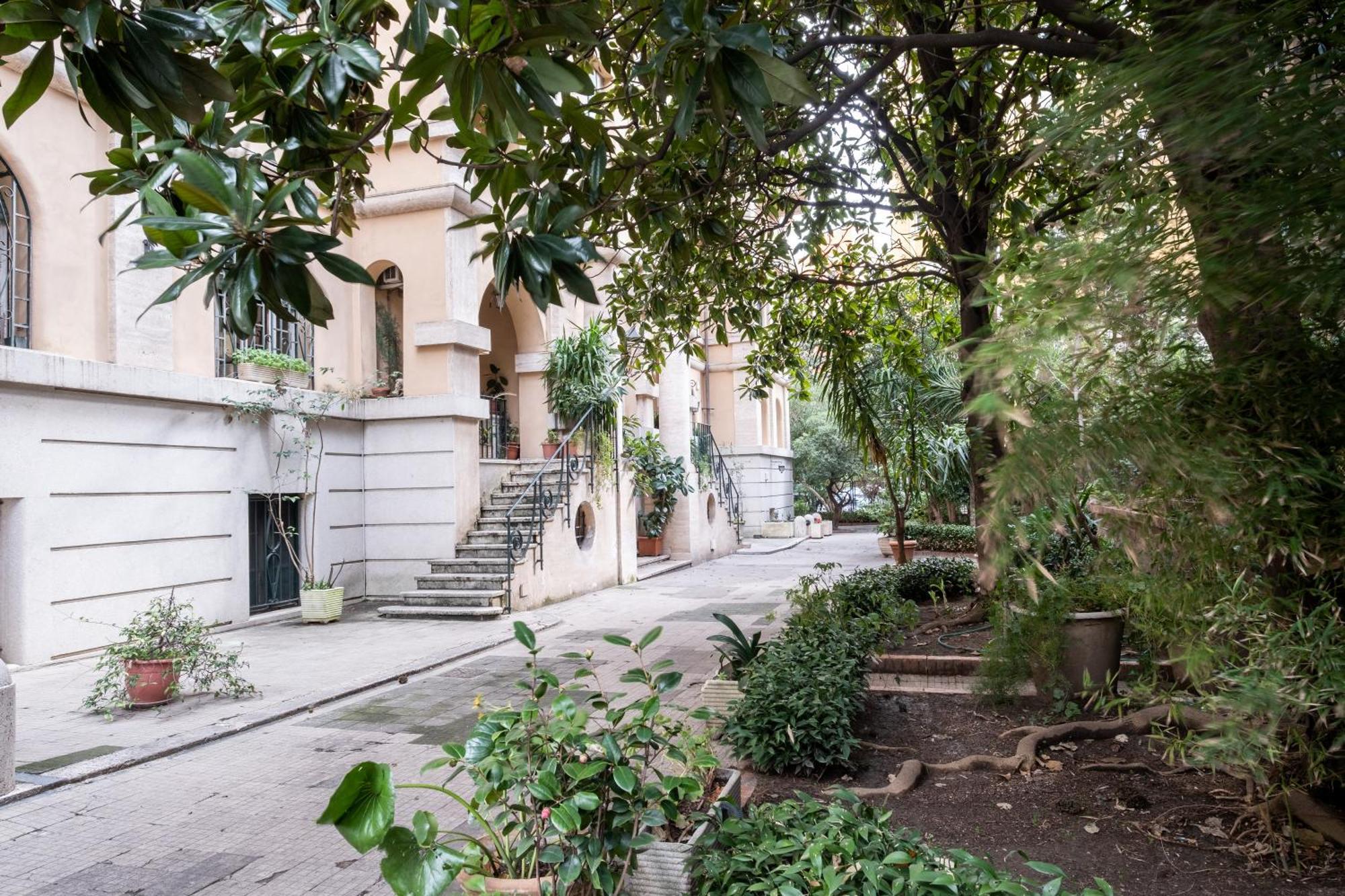 Guest house Vatican36 2*