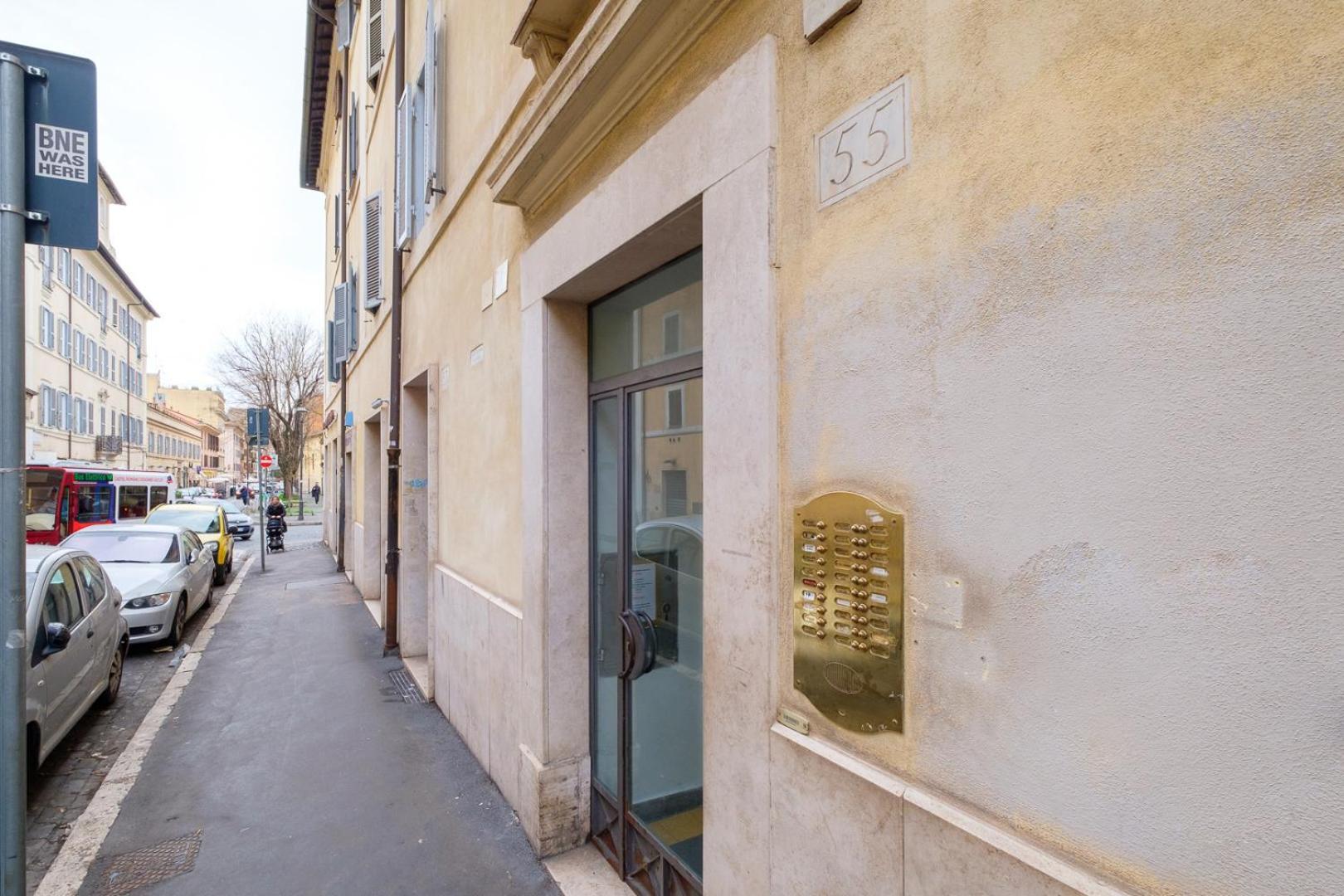 Ht Bilo Colosseo Apartment Rome