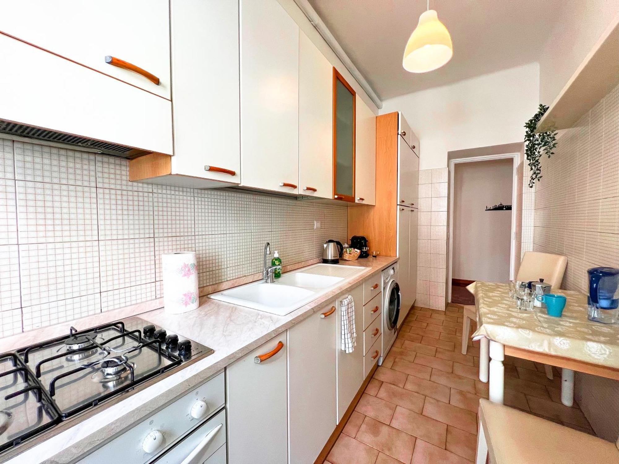 Large House Near The Metro A - Ideal For 6 People In The Center Of Appartement Rome