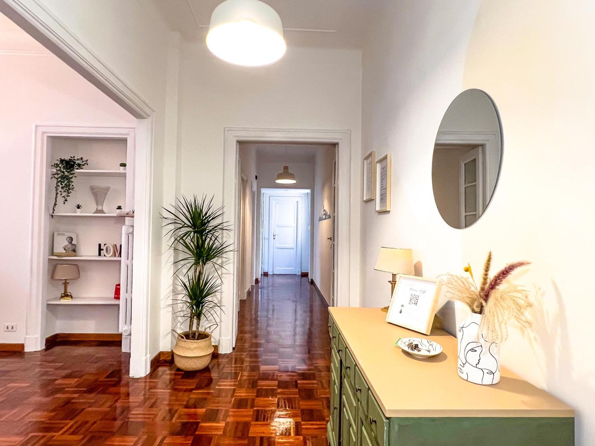 Appartement Large House Near The Metro A - Ideal For 6 People In The Center Of *