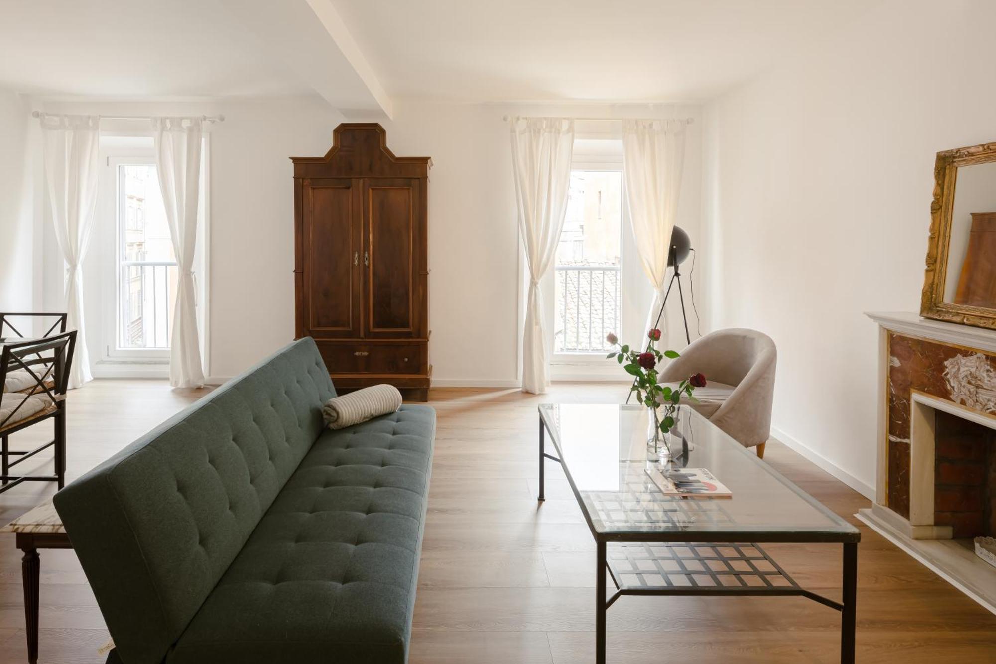 Via Francesco Crispi Private Apartment *