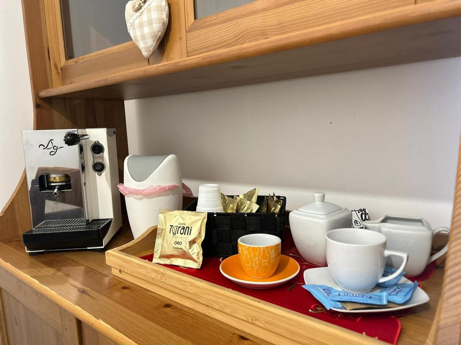 Da Mauro & Michela 1 - Cozy - 5 Min Metro C Apartment Rome
