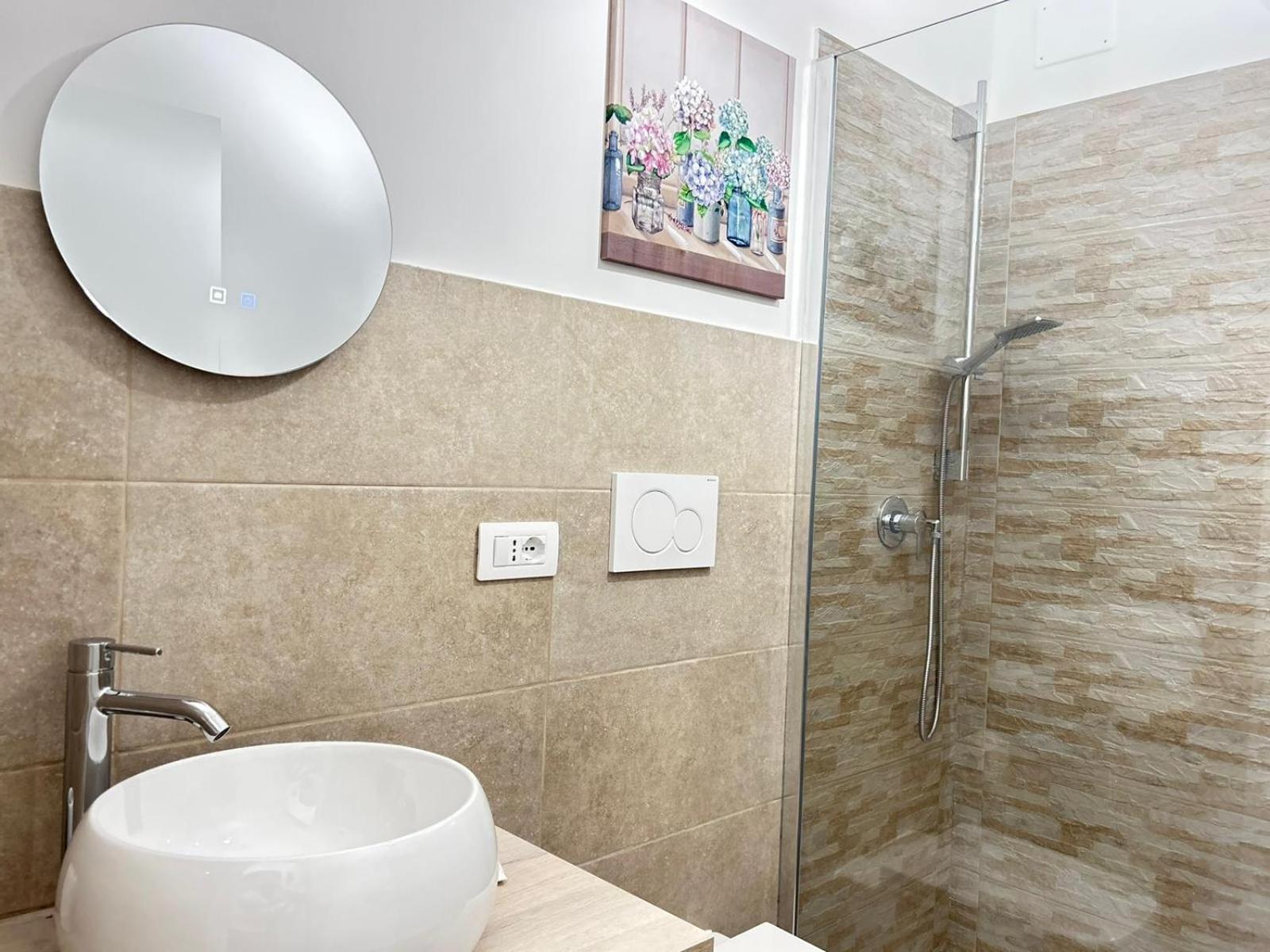Apartment Da Mauro & Michela 1 - Cozy - 5 Min Metro C Rome