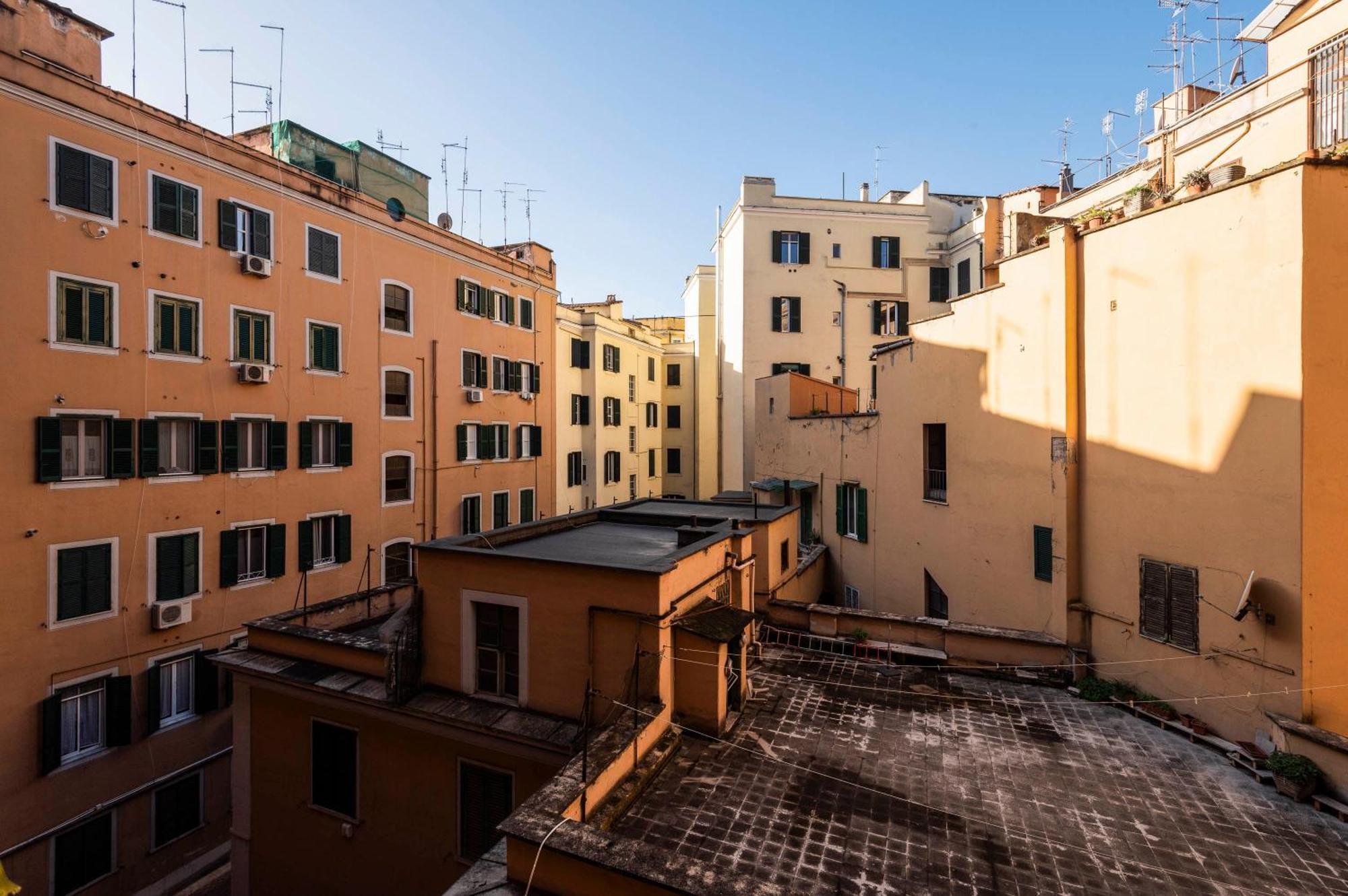 Colosseum Home-zeno 32 Rome