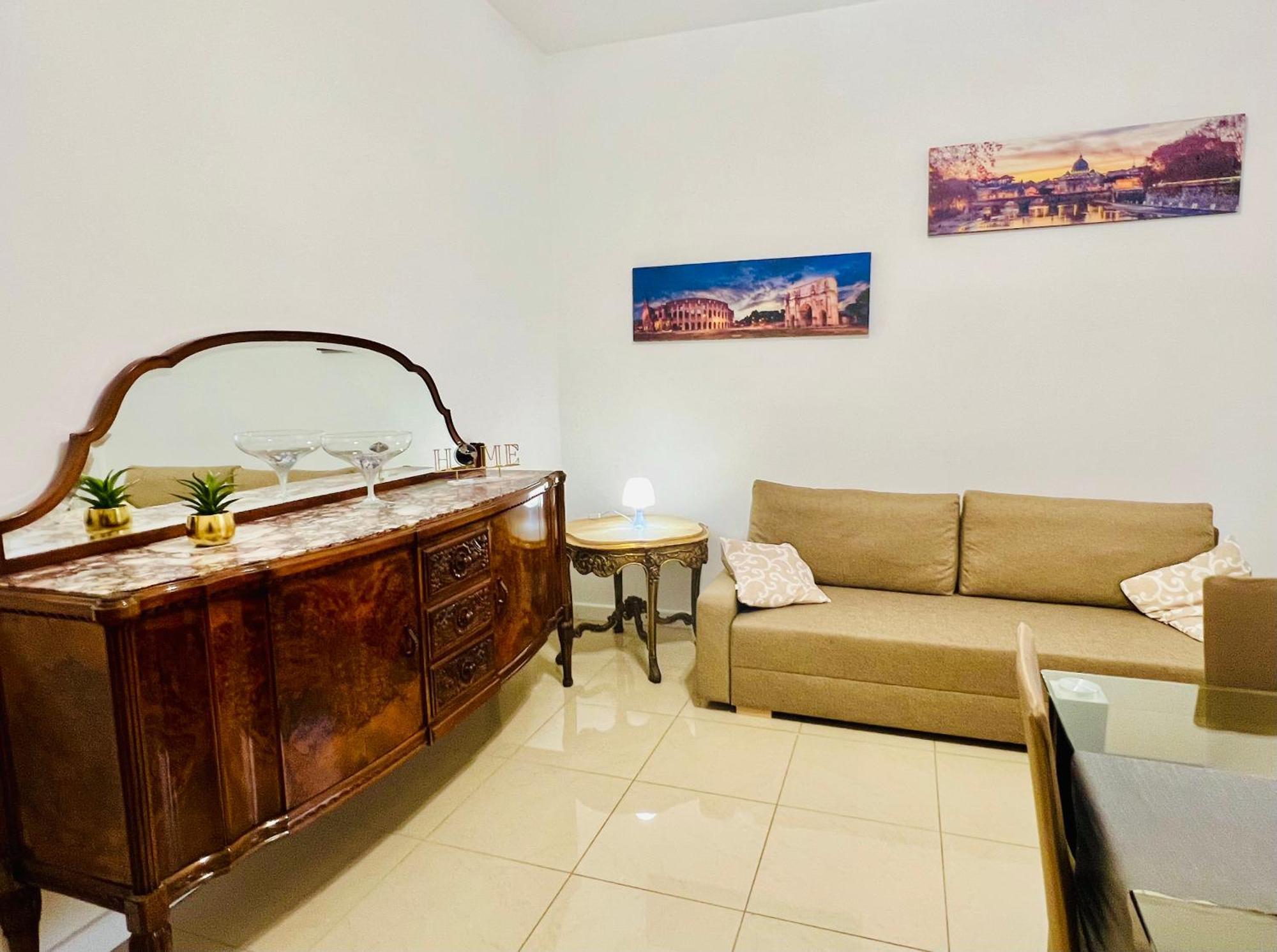 Elegant Bianca Apartment *