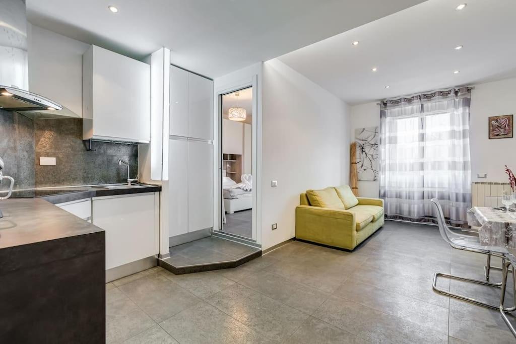 Domus In Rome
