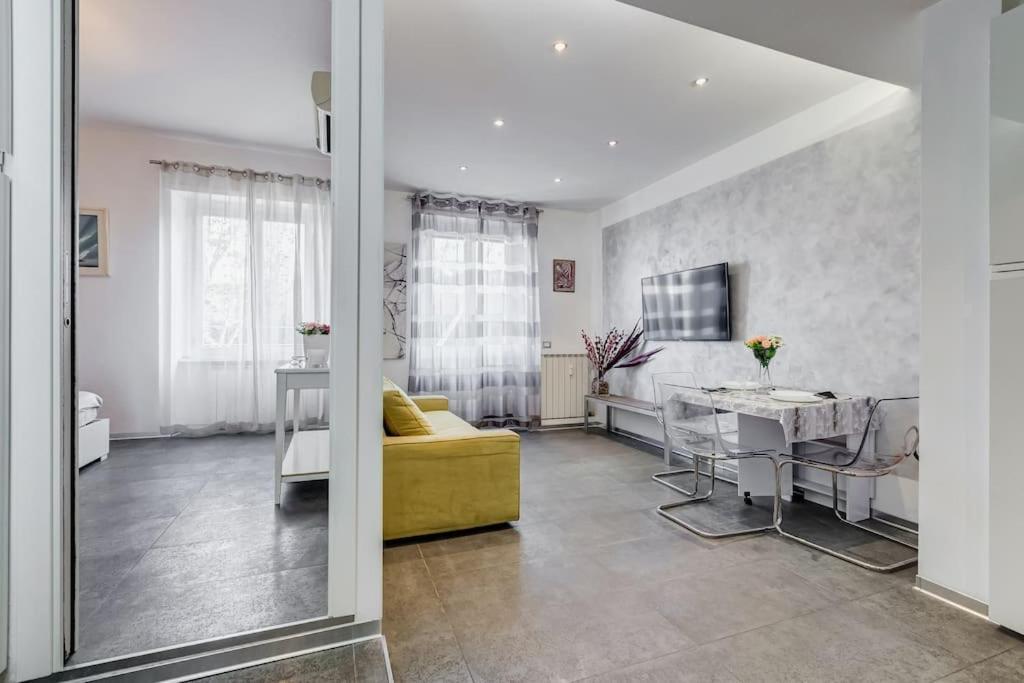 Domus In Apartment *