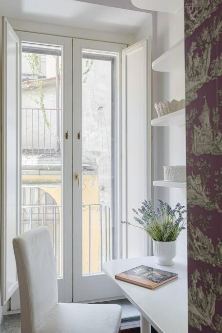 Apartment Giusi Trevi Rome