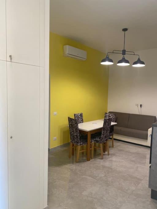 Candia House Apartment