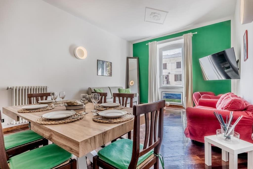 Elegance And Comfort In The Heart Of Romecoppede Apartment