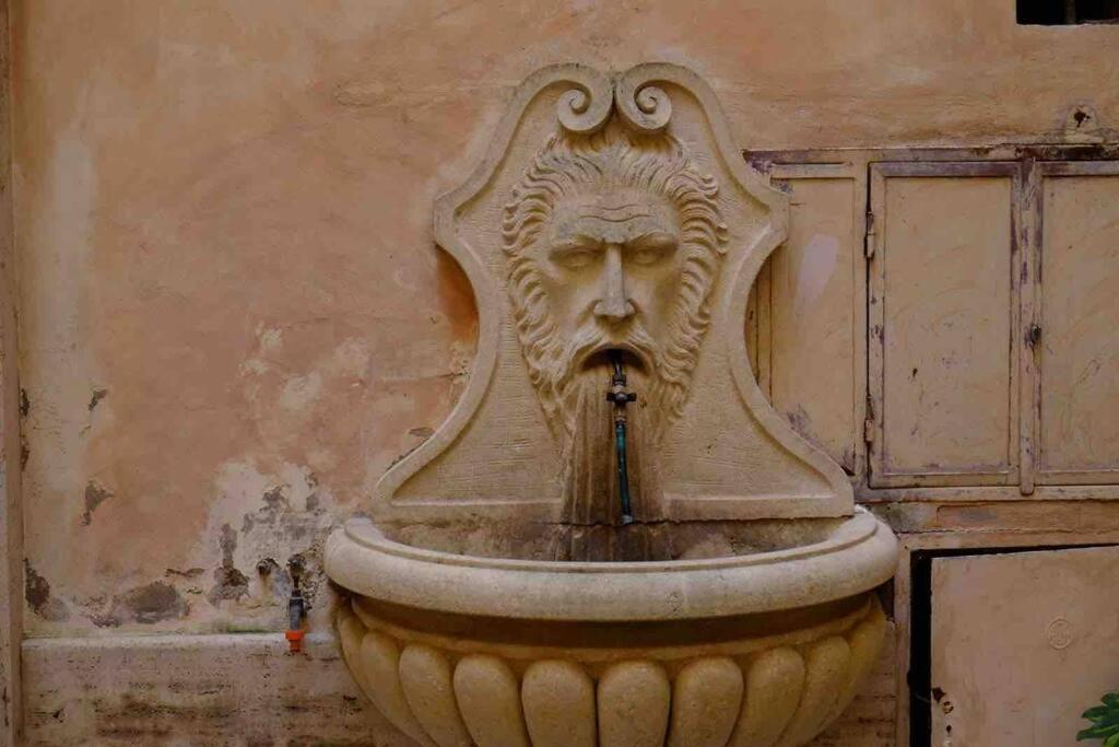 Beautiful Next To Piazza Di Spagna * Roma