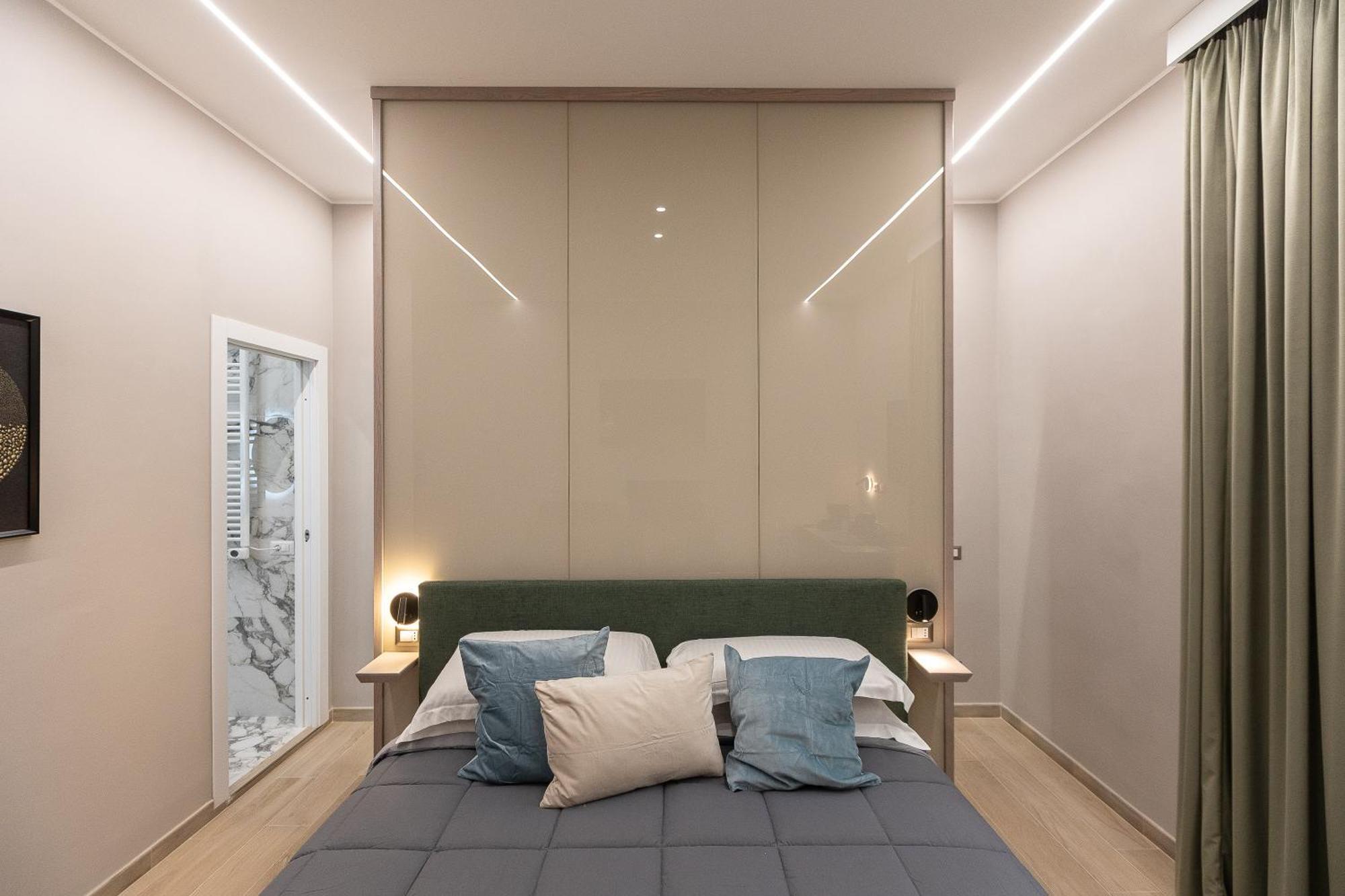 Iron Luxury * Rome