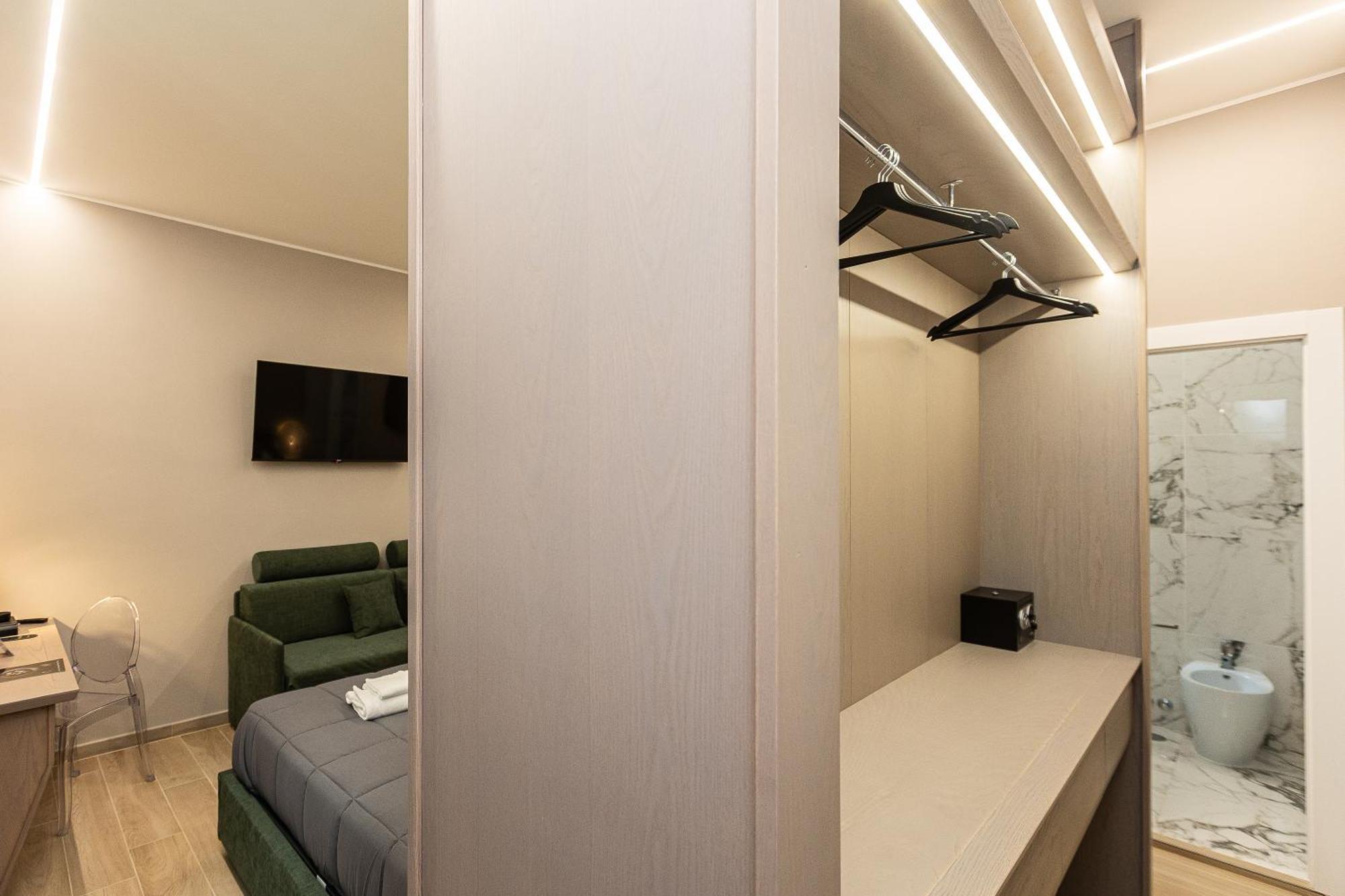 Guest house Iron Luxury