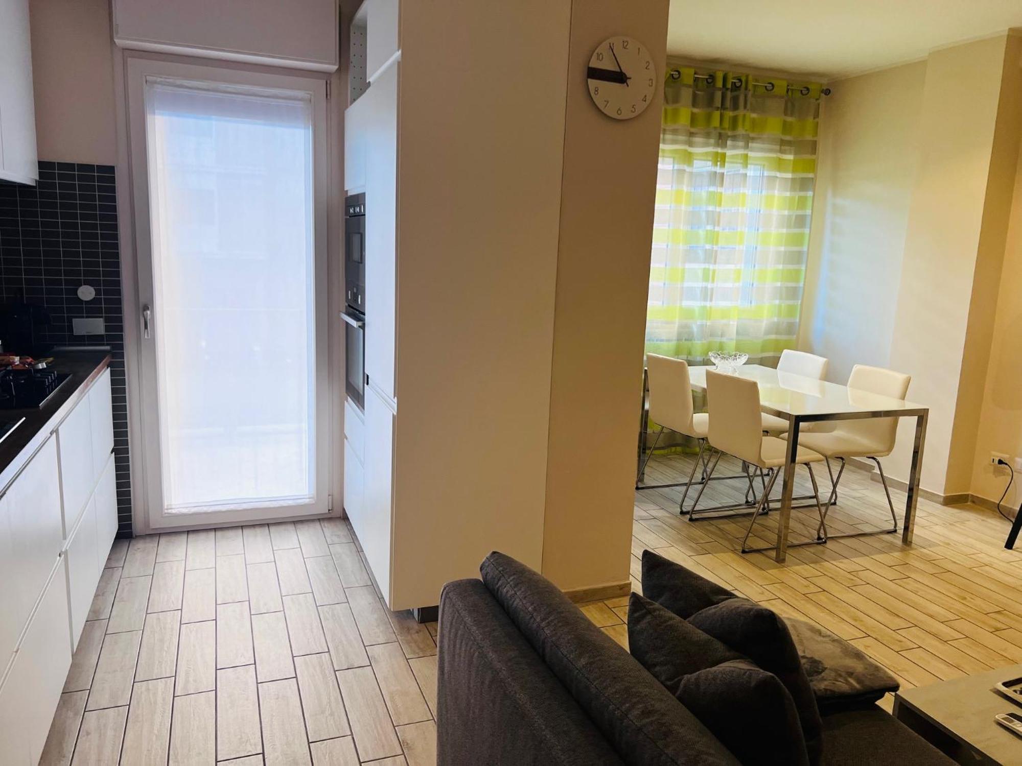 Trastevere Railway Station Apartment