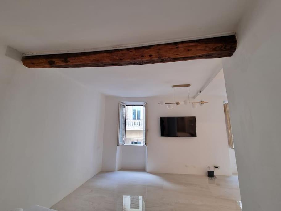The Heritage- At Trevi Fountain- Appartement