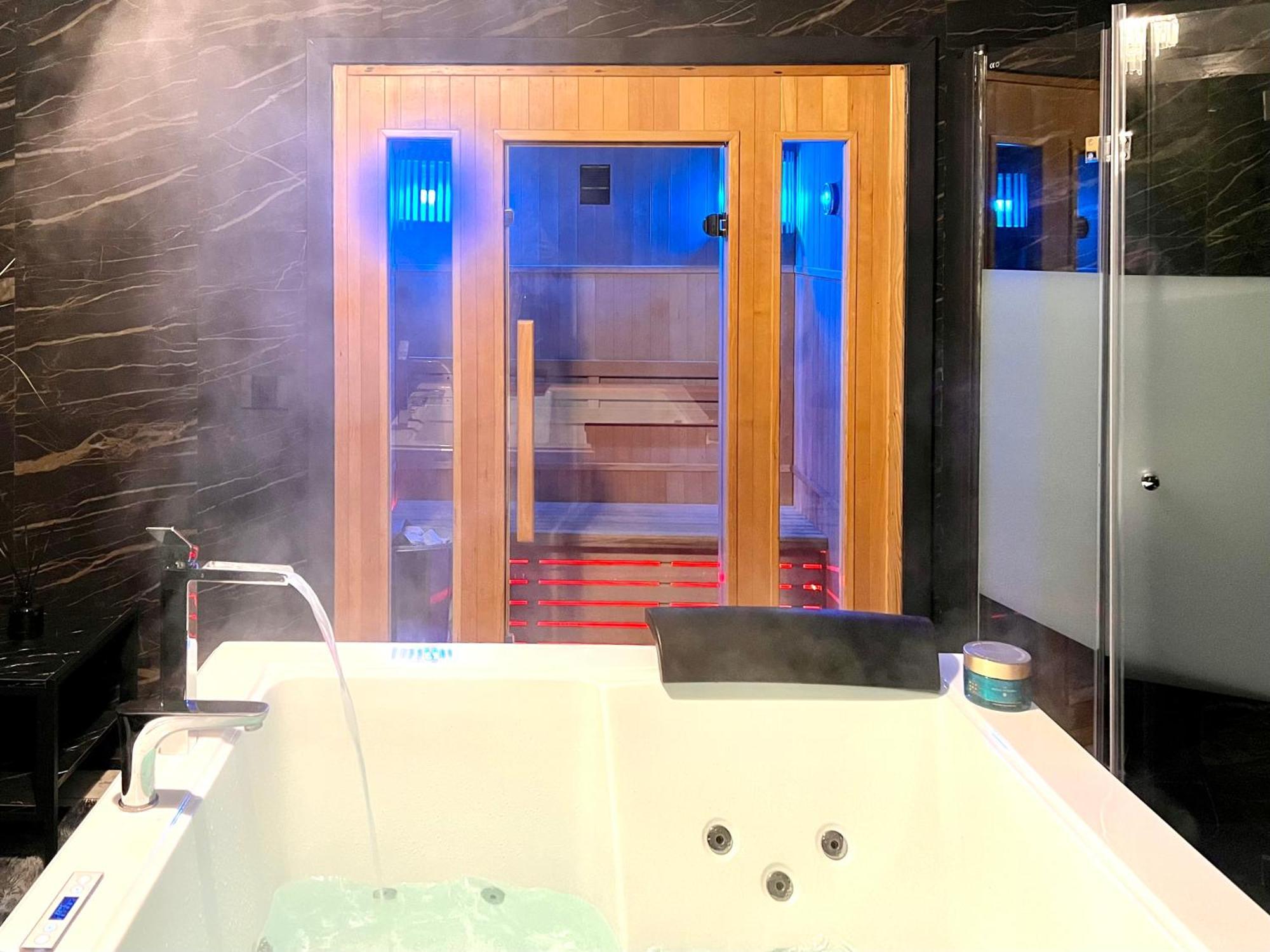 Appartement Romantic Wellness Colosseo