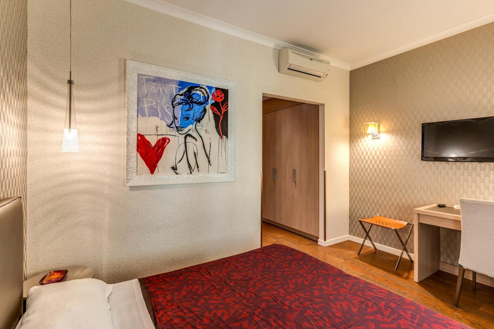 Boutique Rome
