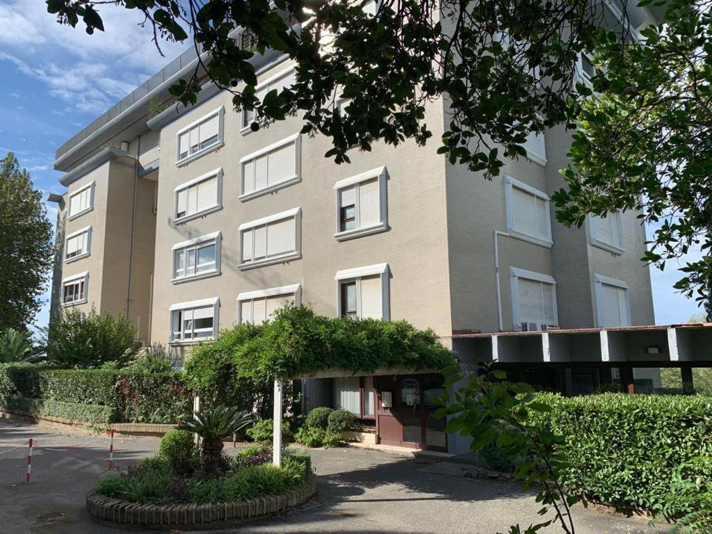 Aurelia House Garden Apartment Rome