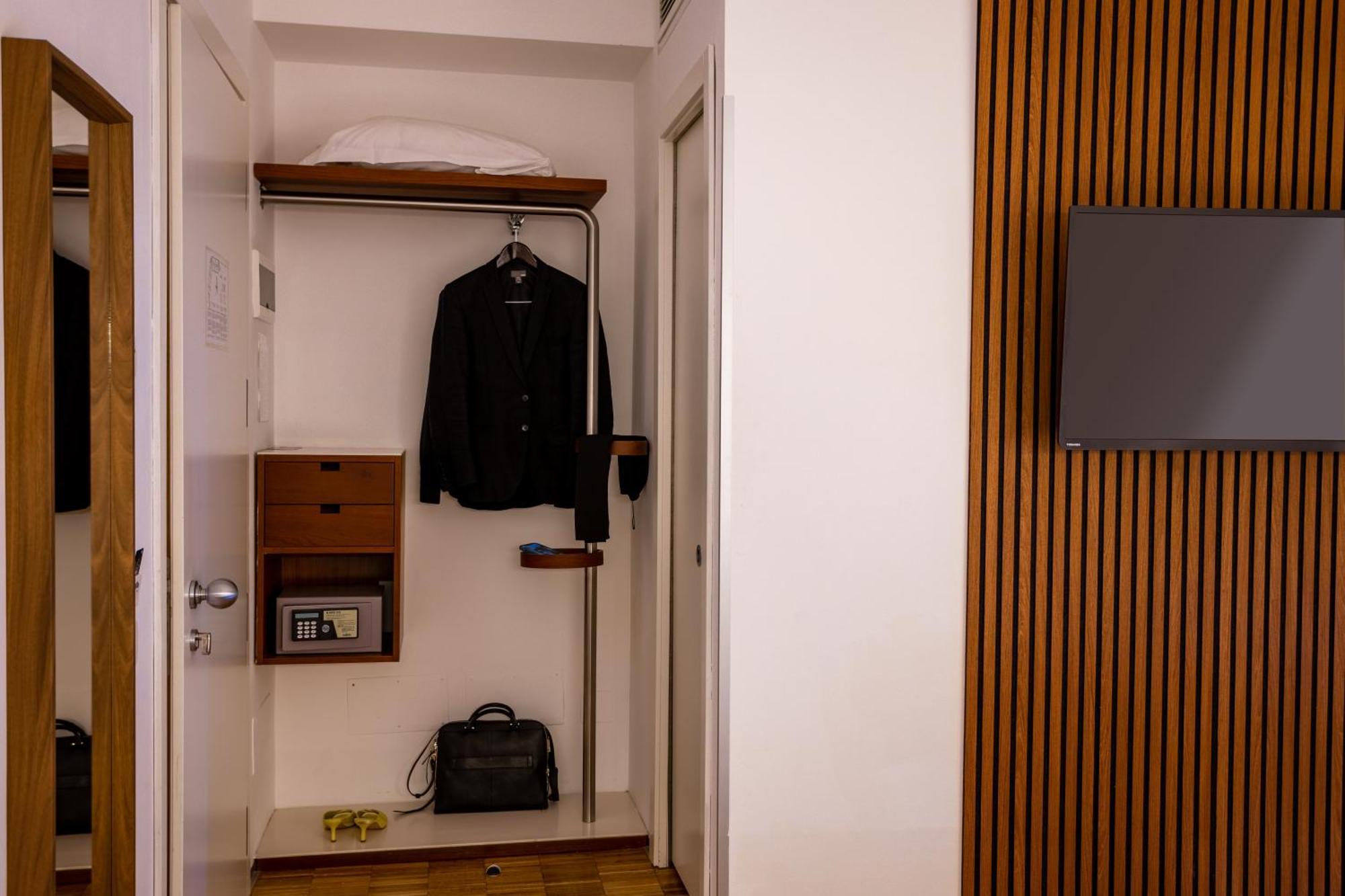 Black Hotel Rome