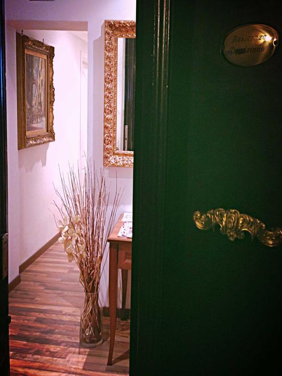 Residenza Domiziano Bed & Breakfast 3*