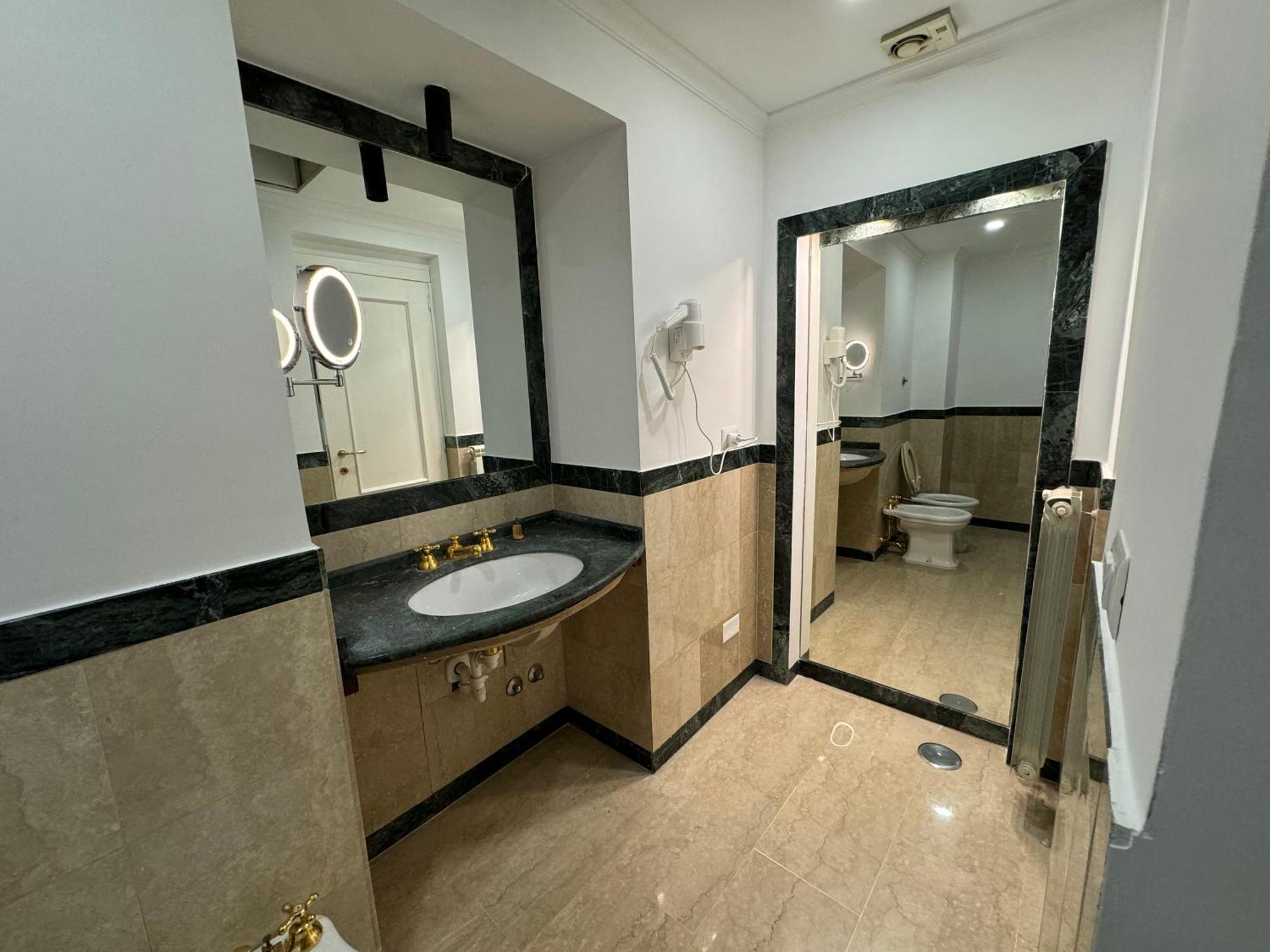 Costantino Guest house *