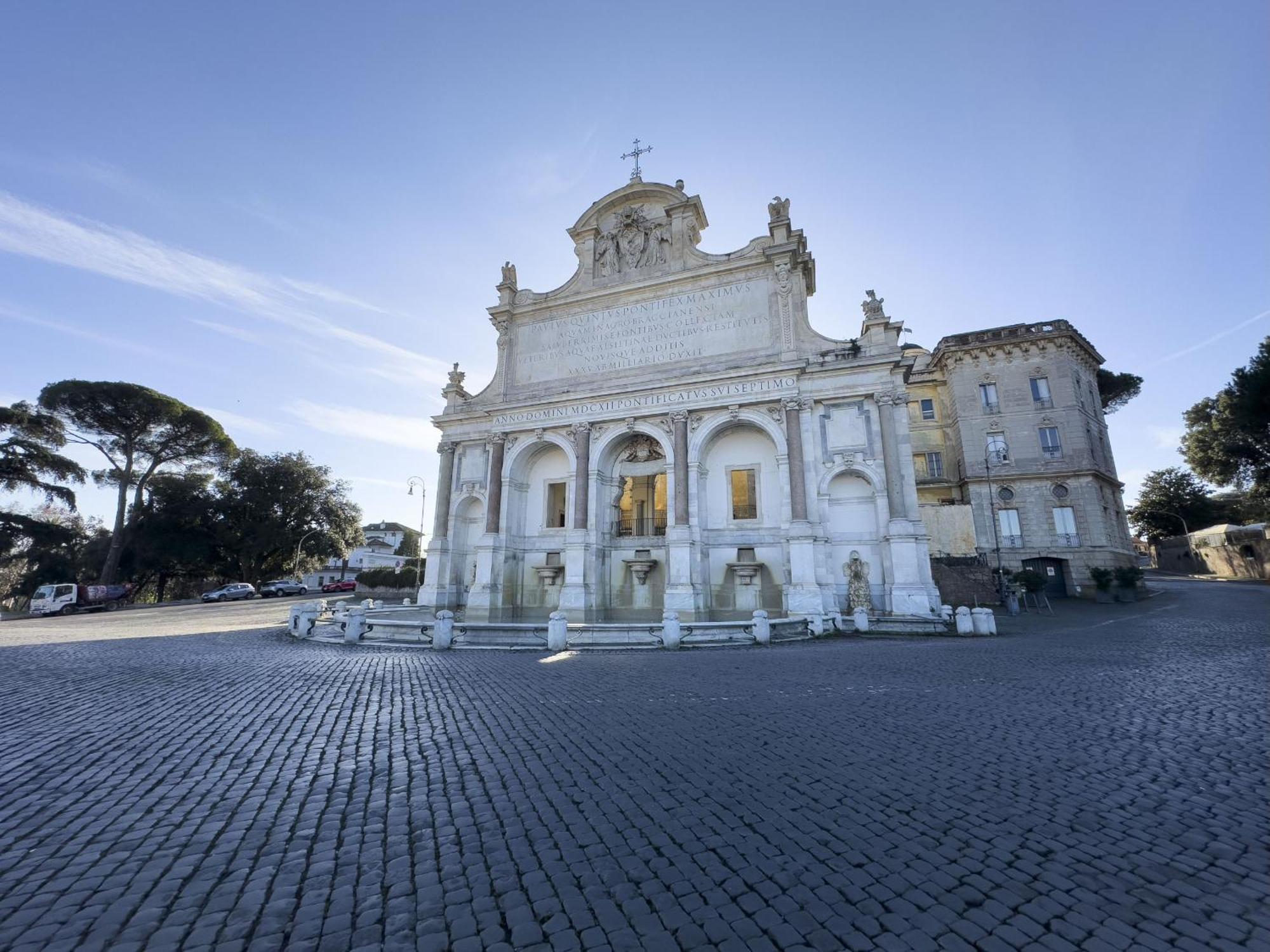 Trastevere 2 Bedroom Cozy Apartment *