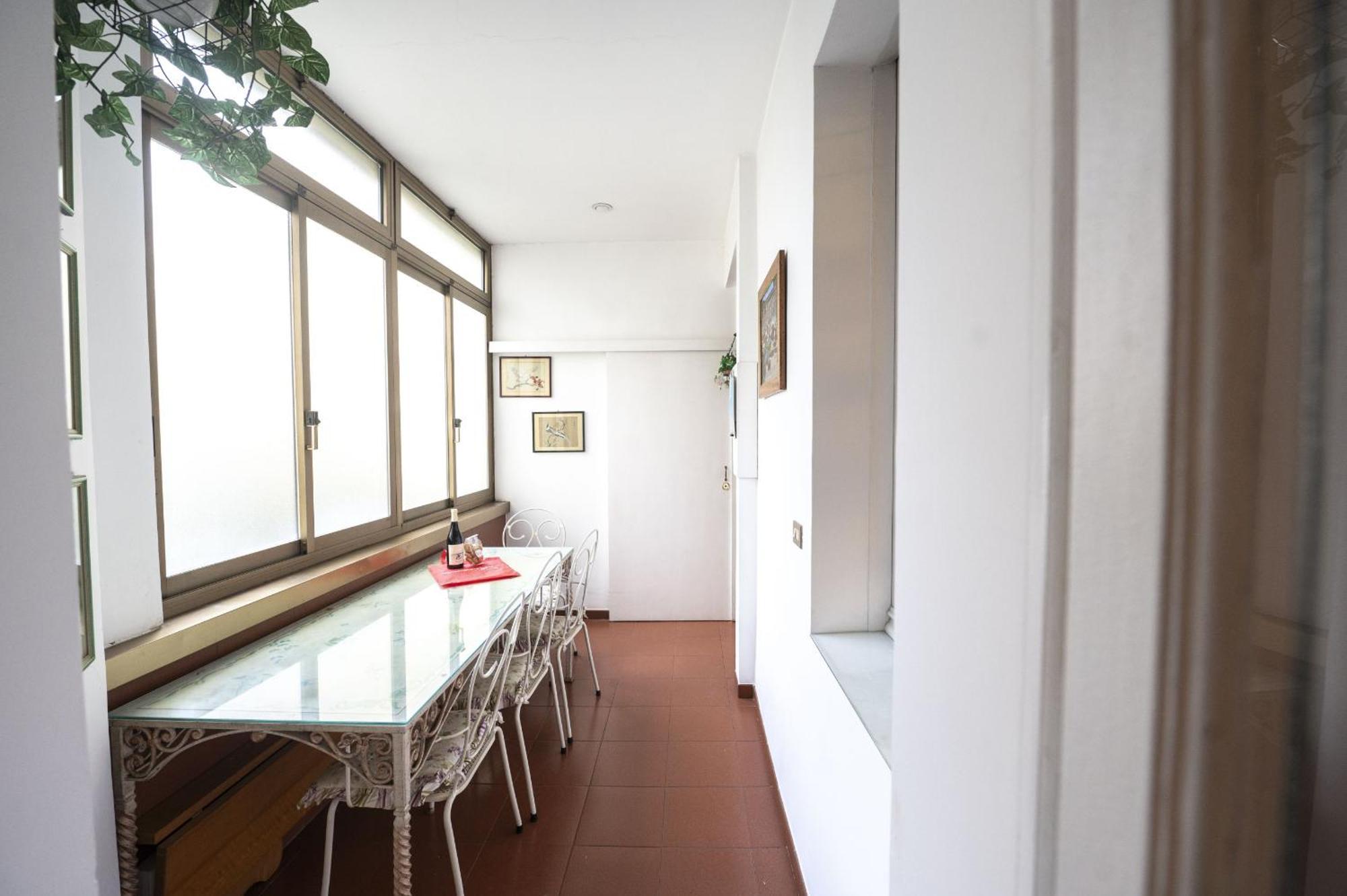 Trastevere 2 Bedroom Cozy *