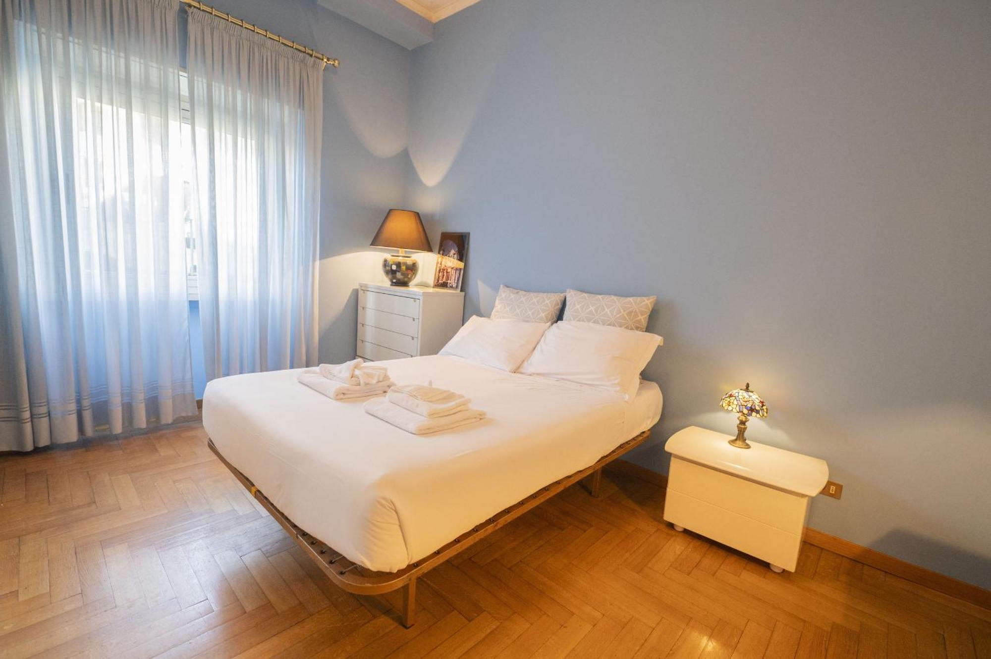 Apartment Trastevere 2 Bedroom Cozy