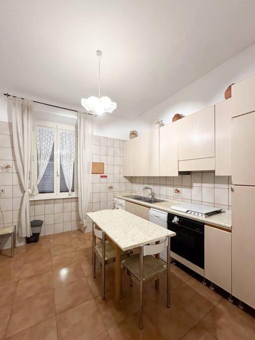 Cozy And Well Connected To The Center Apartment